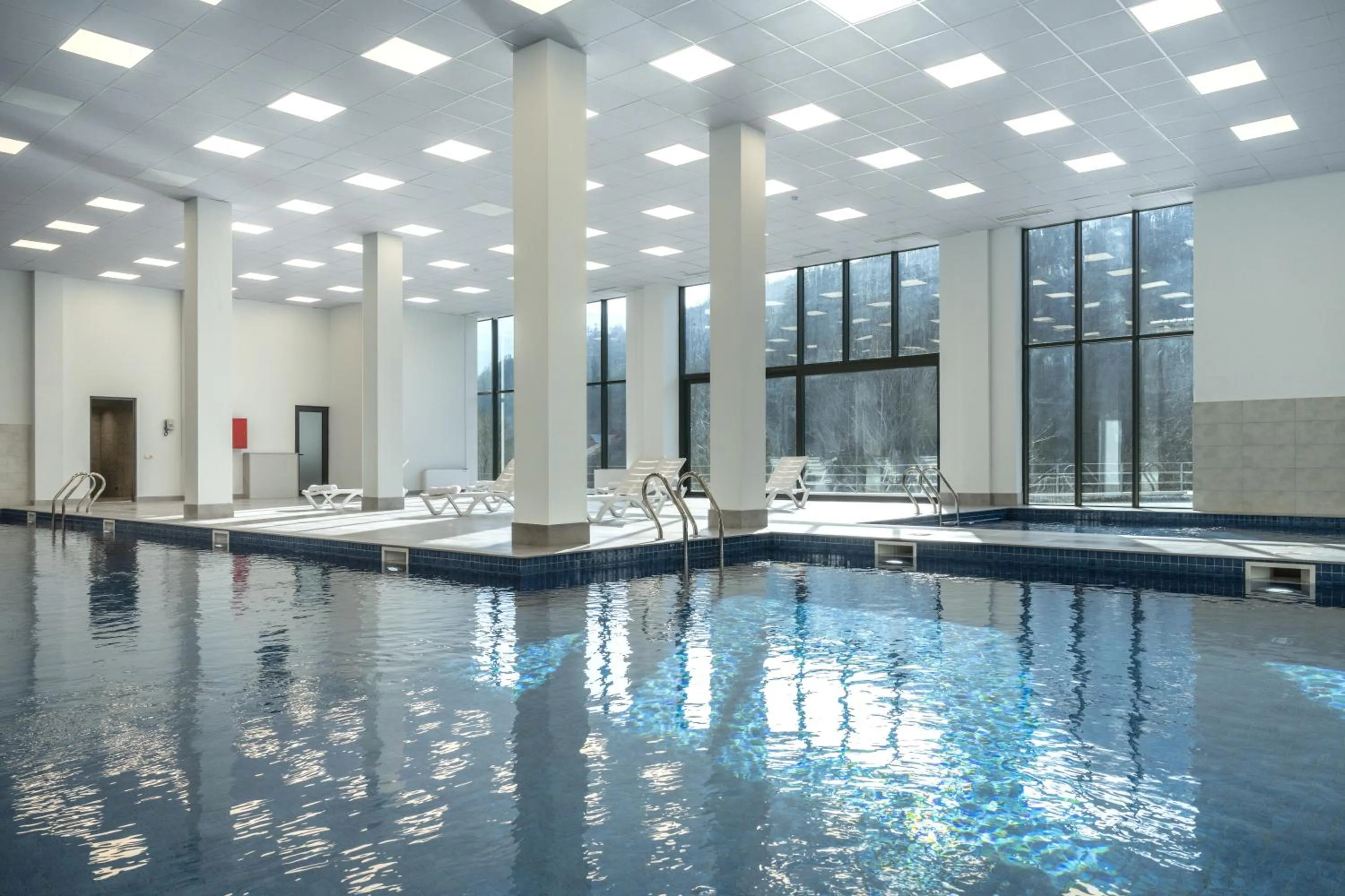 Swimming pool in Ani Forest Hills Hotel and Resort, Dilijan