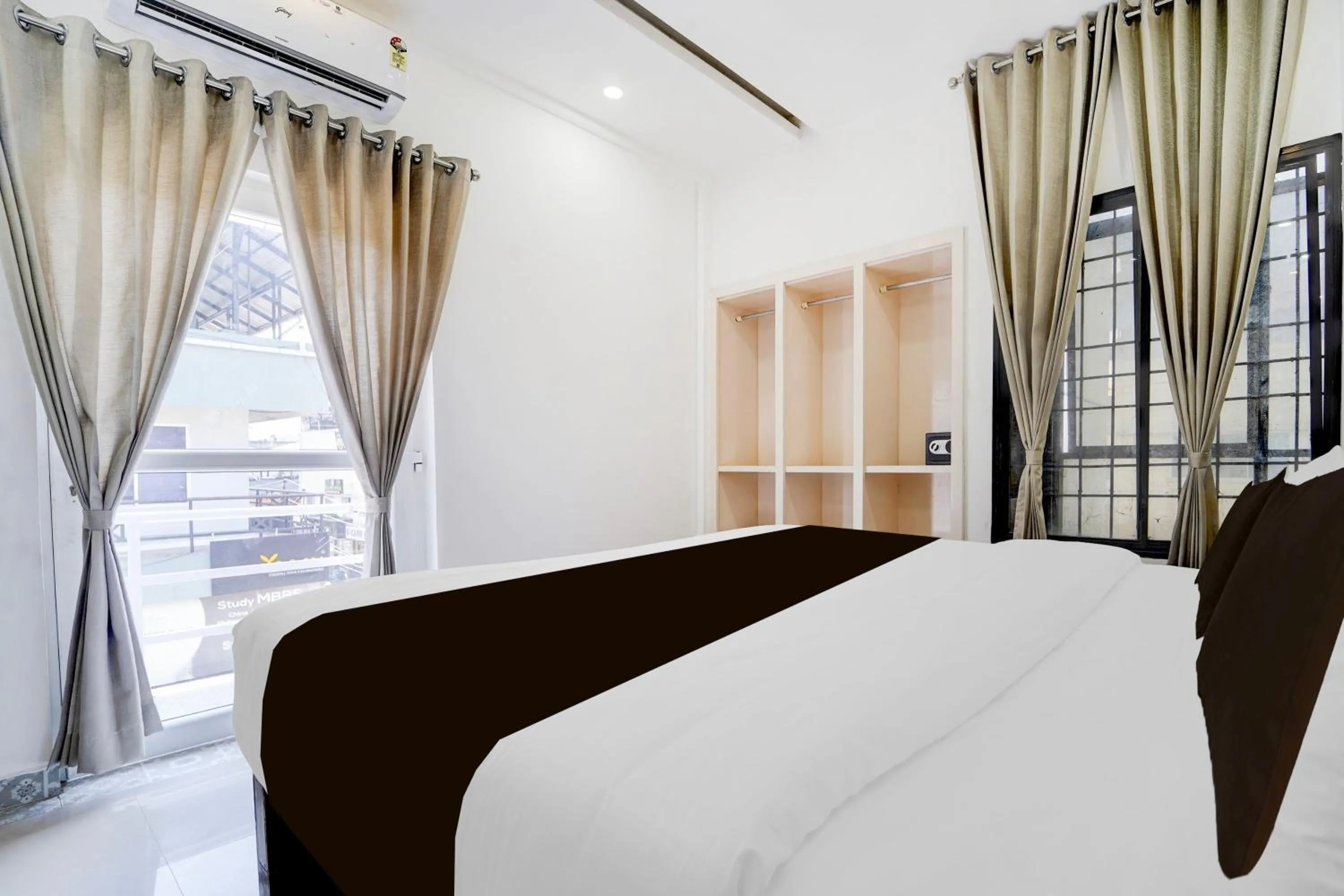 Townhouse Deshabhimani Road Kaloor Kochi