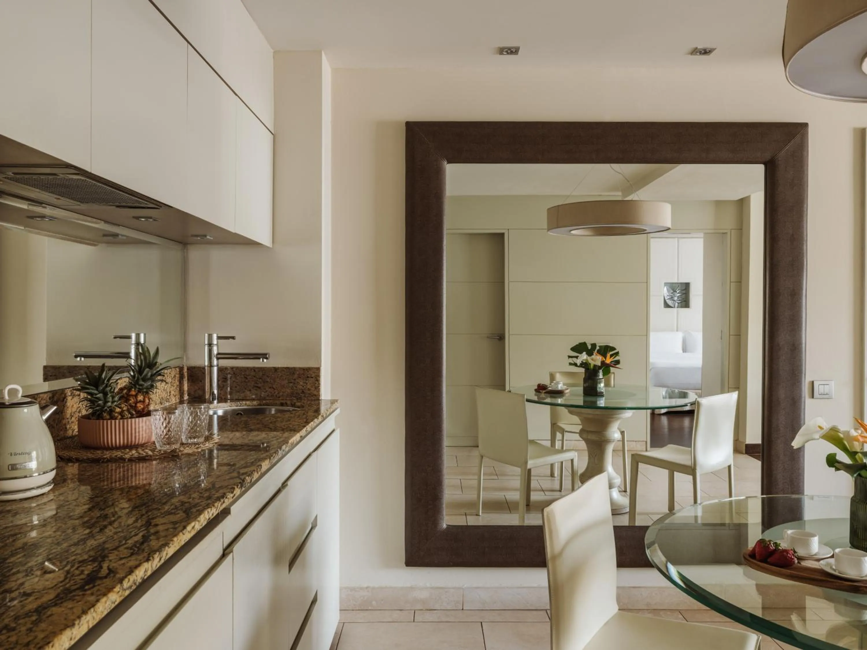 Kitchen or kitchenette in Gran Melia Palacio de Isora Resort & Spa