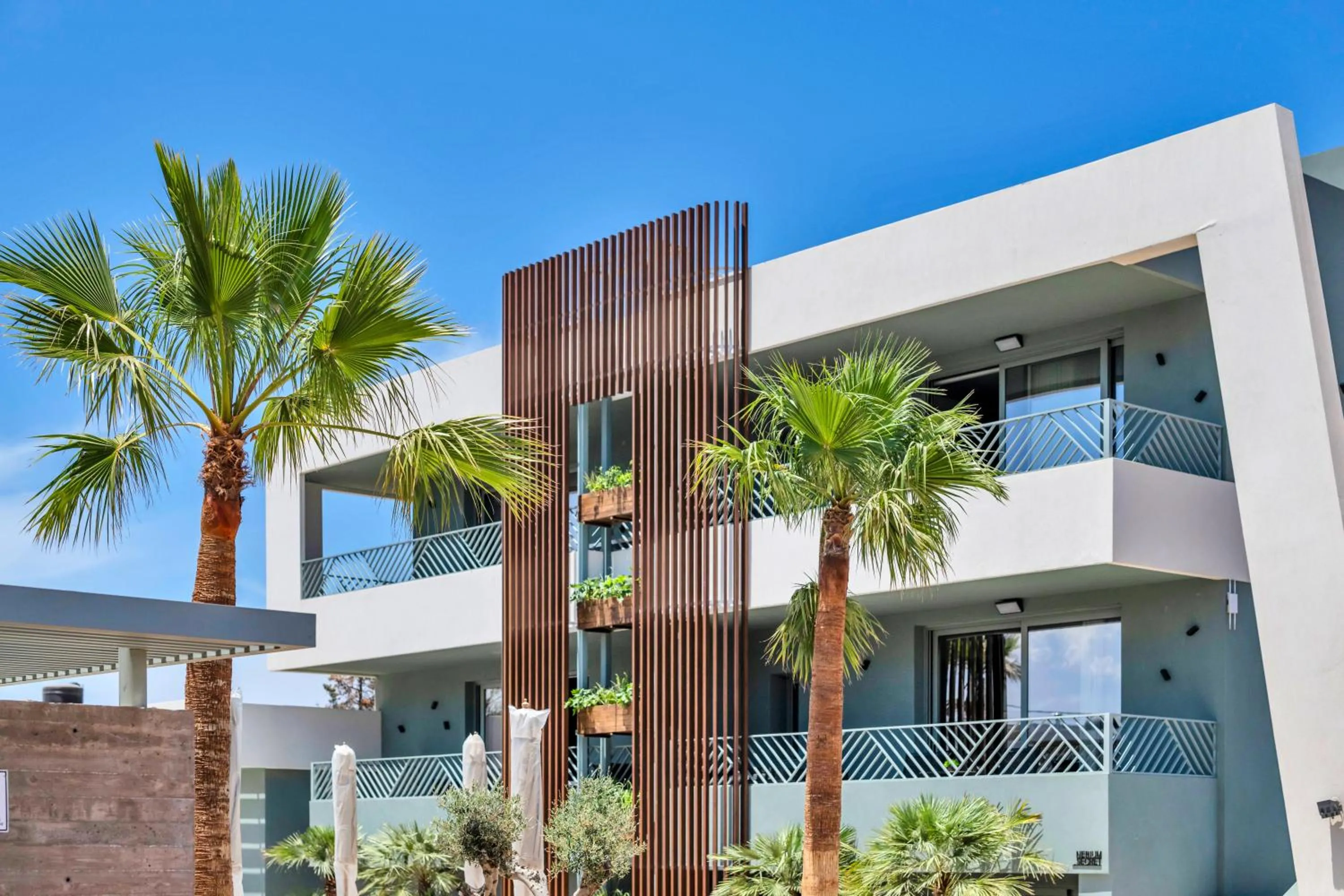 Nerium Luxury Suites
