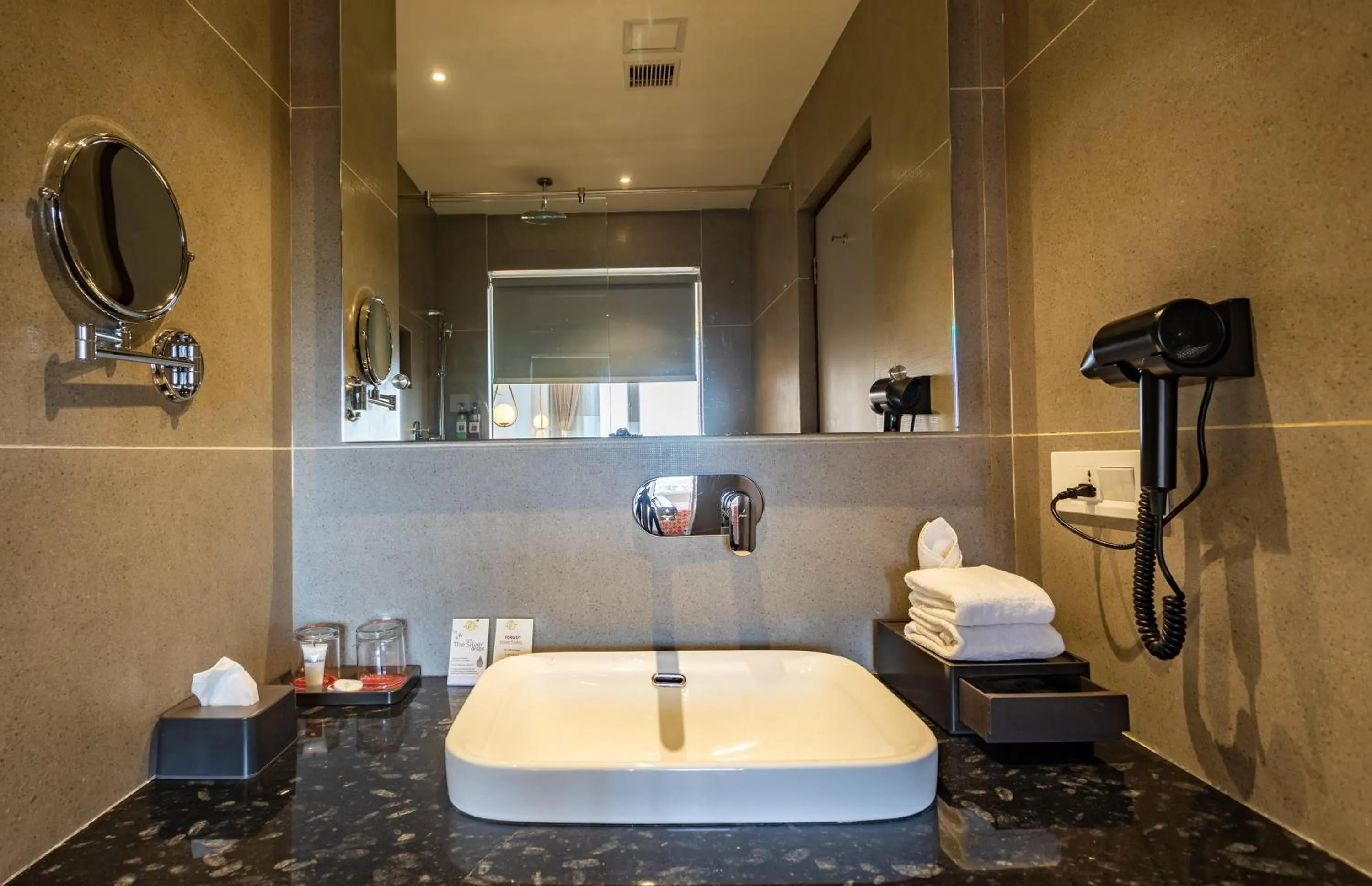 Bathroom in Hotel Anuttara