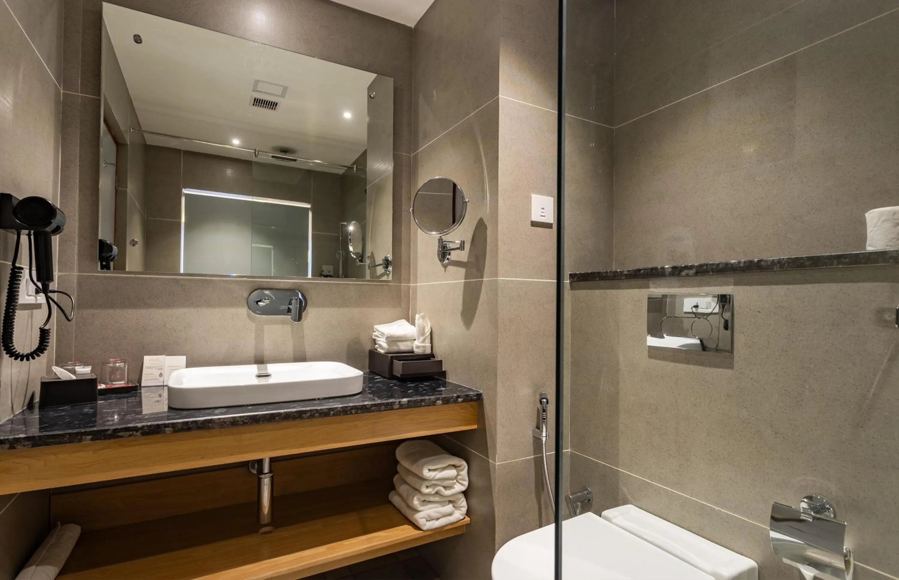 Bathroom in Hotel Anuttara