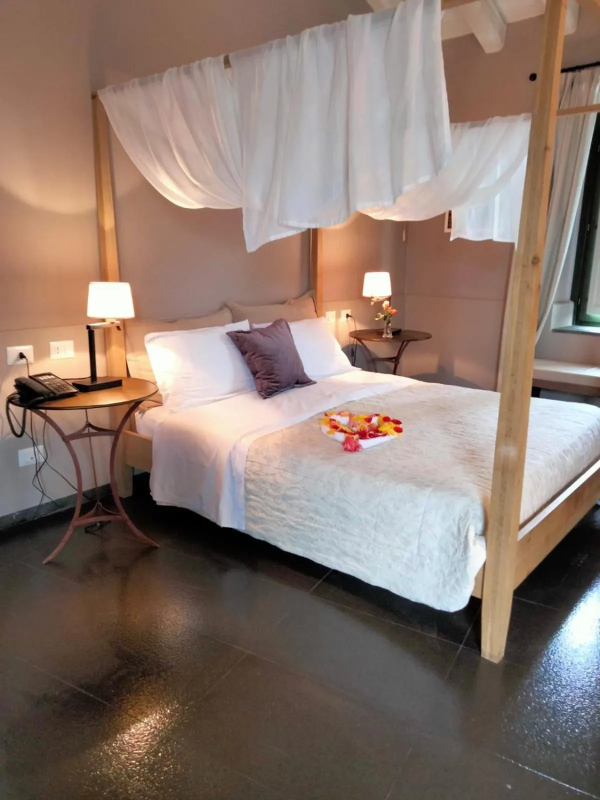 Bed in Firriato Hospitality Cavanera Etnea Resort & Wine Experience