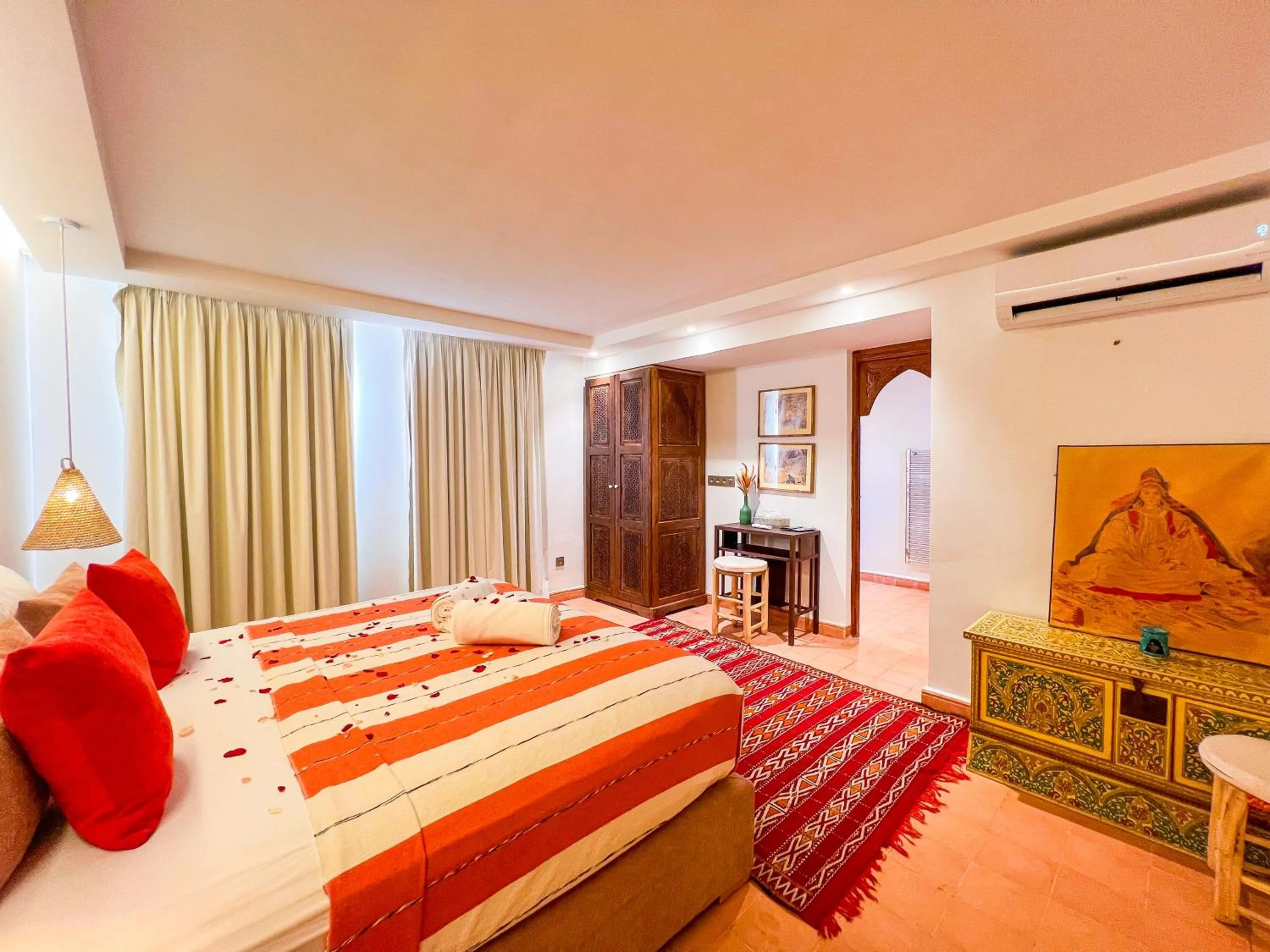 Bed in Riad Kech One & Spa