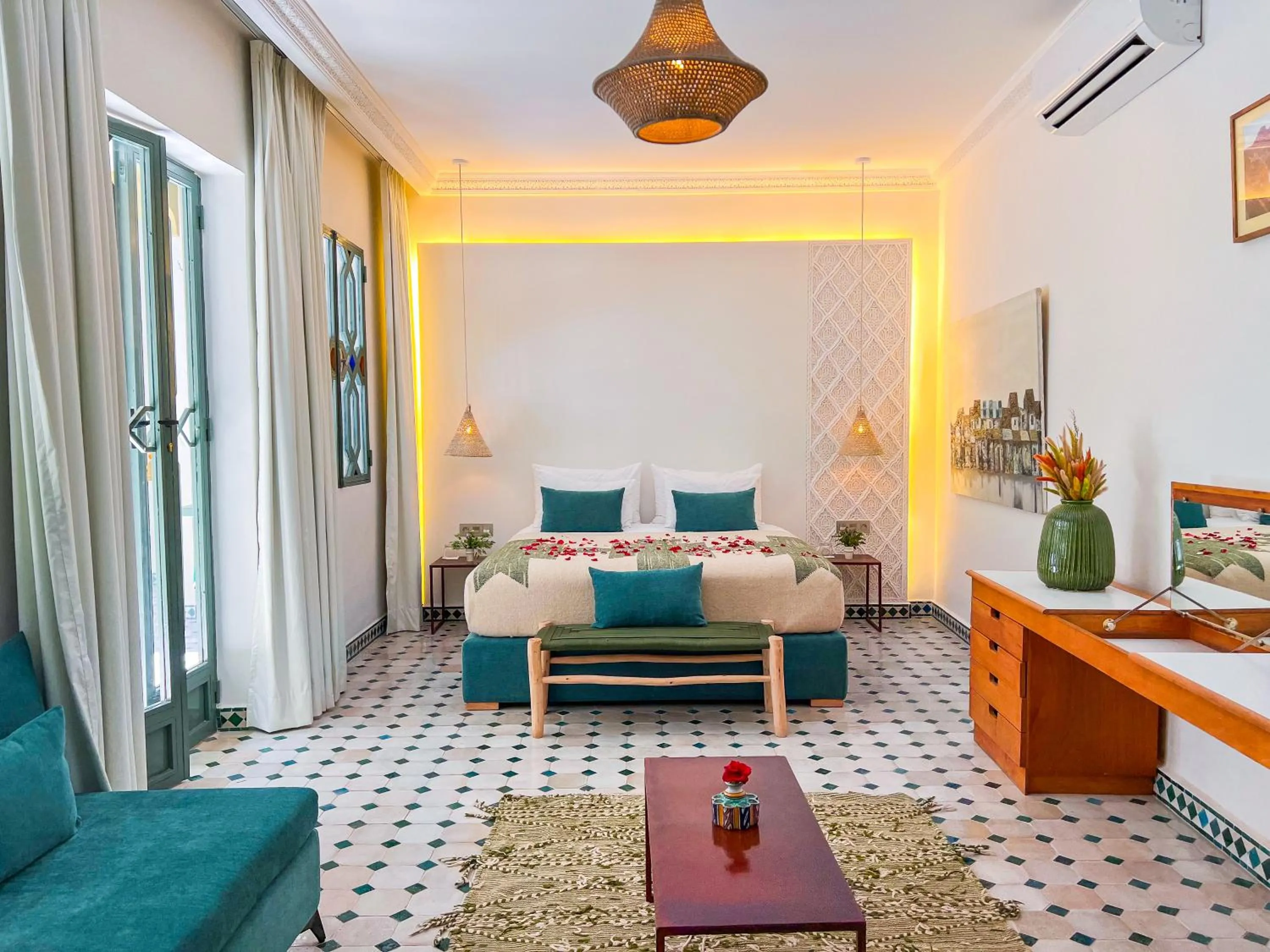 Bed in Riad Kech One & Spa