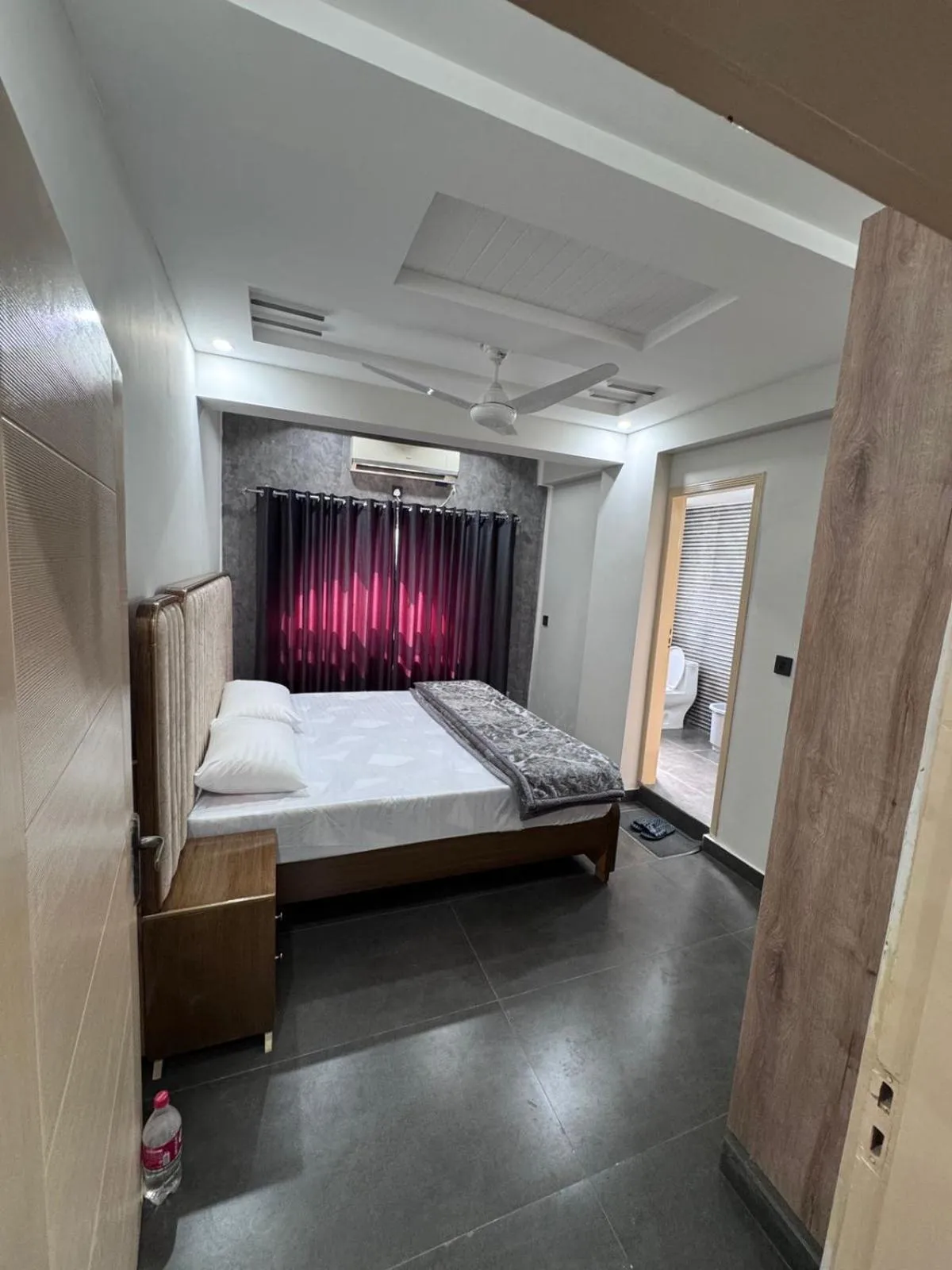 Bed in Morbex Inn Hotel Islamabad