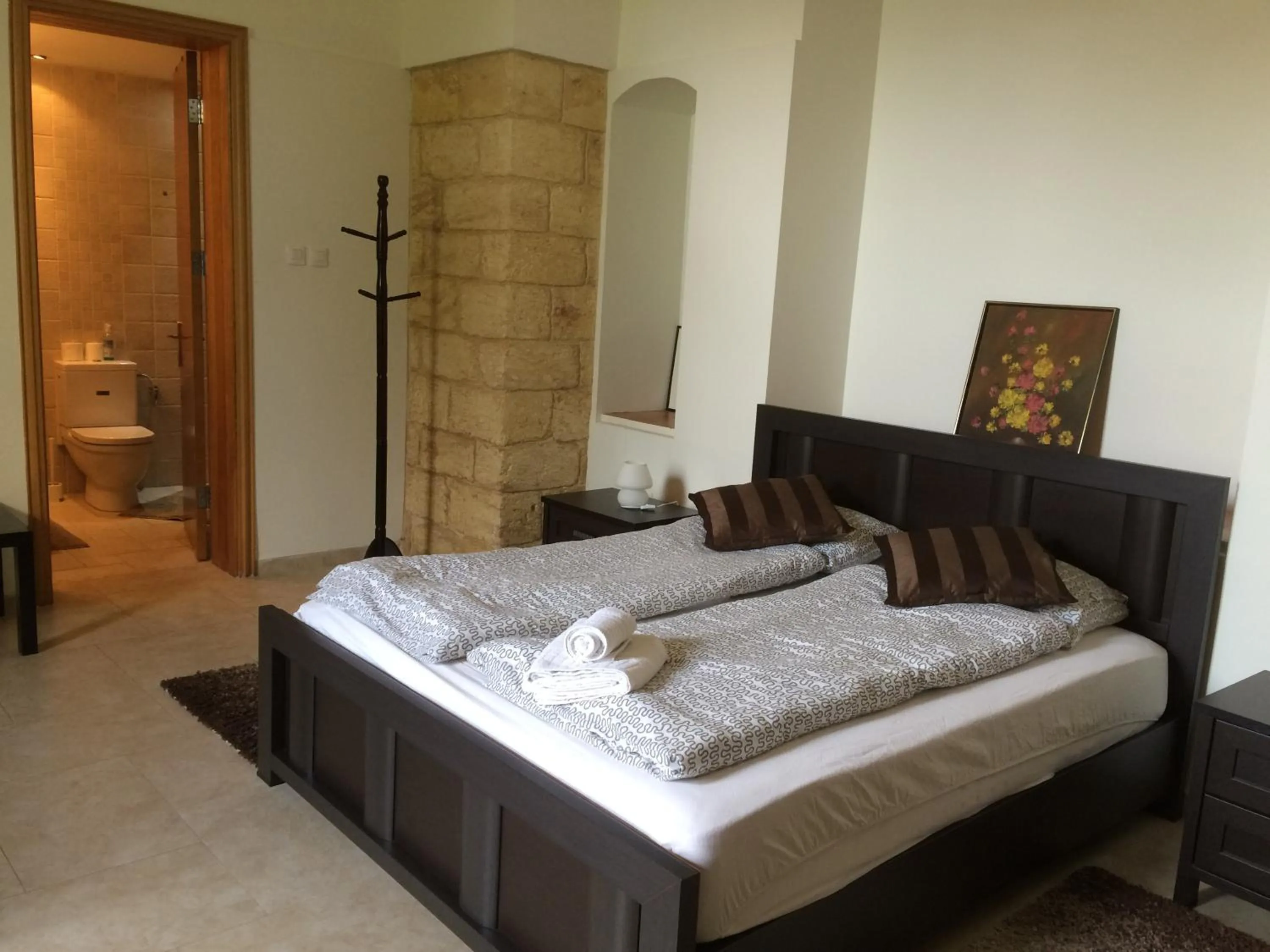 Property building, Bed in Miriam Short Term Rental