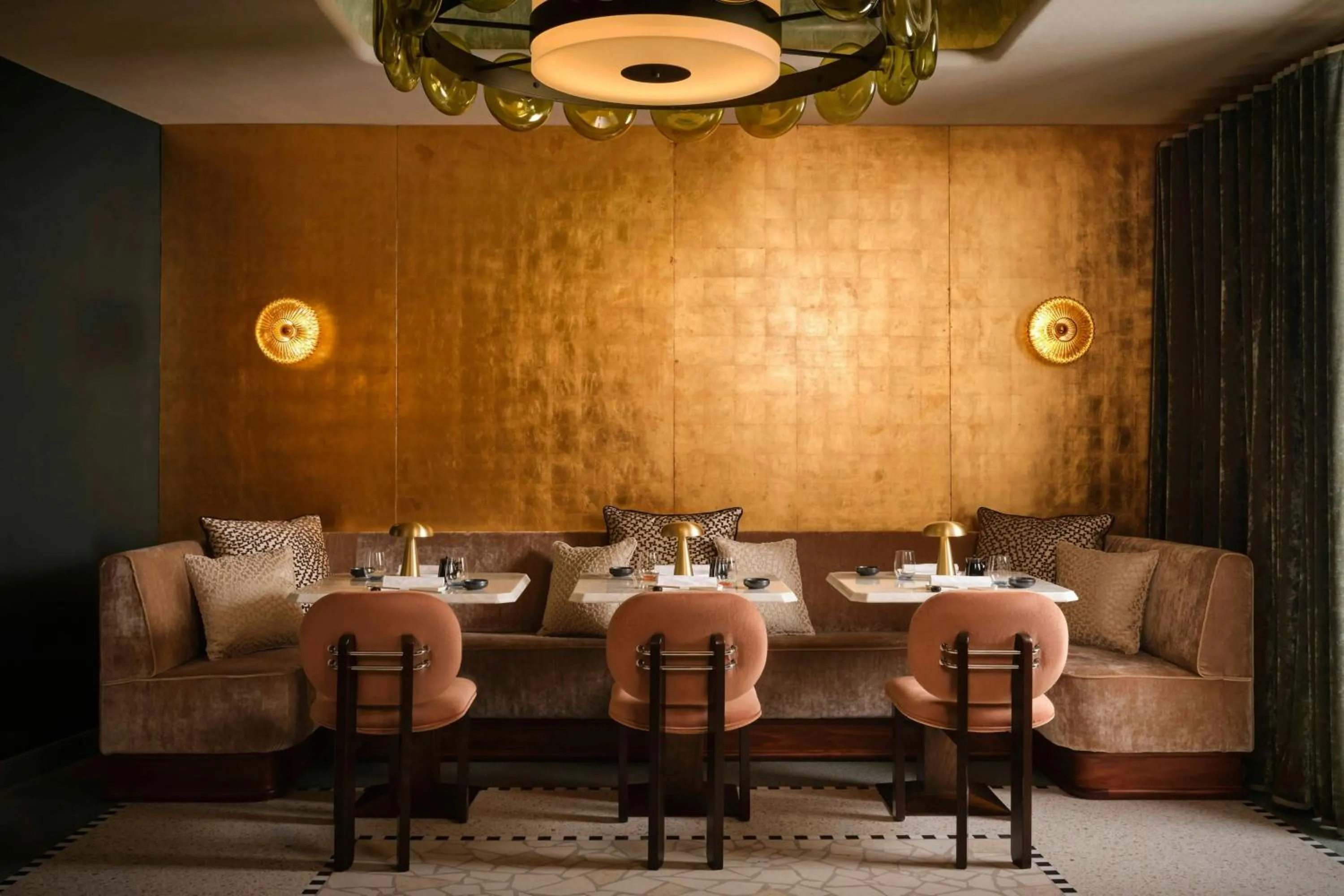 Restaurant/places to eat in W Florence