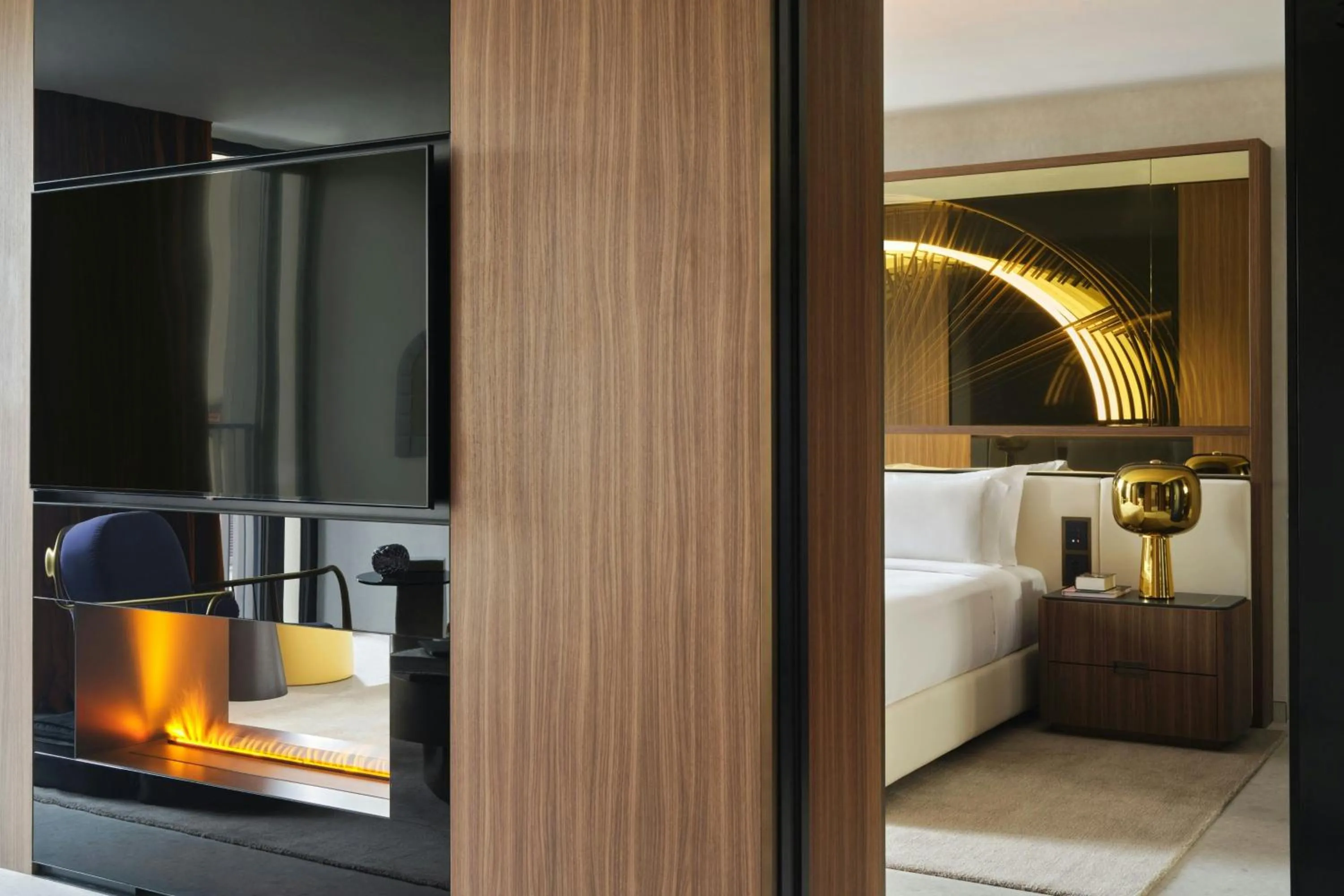 Photo of the whole room, Bed in W Florence