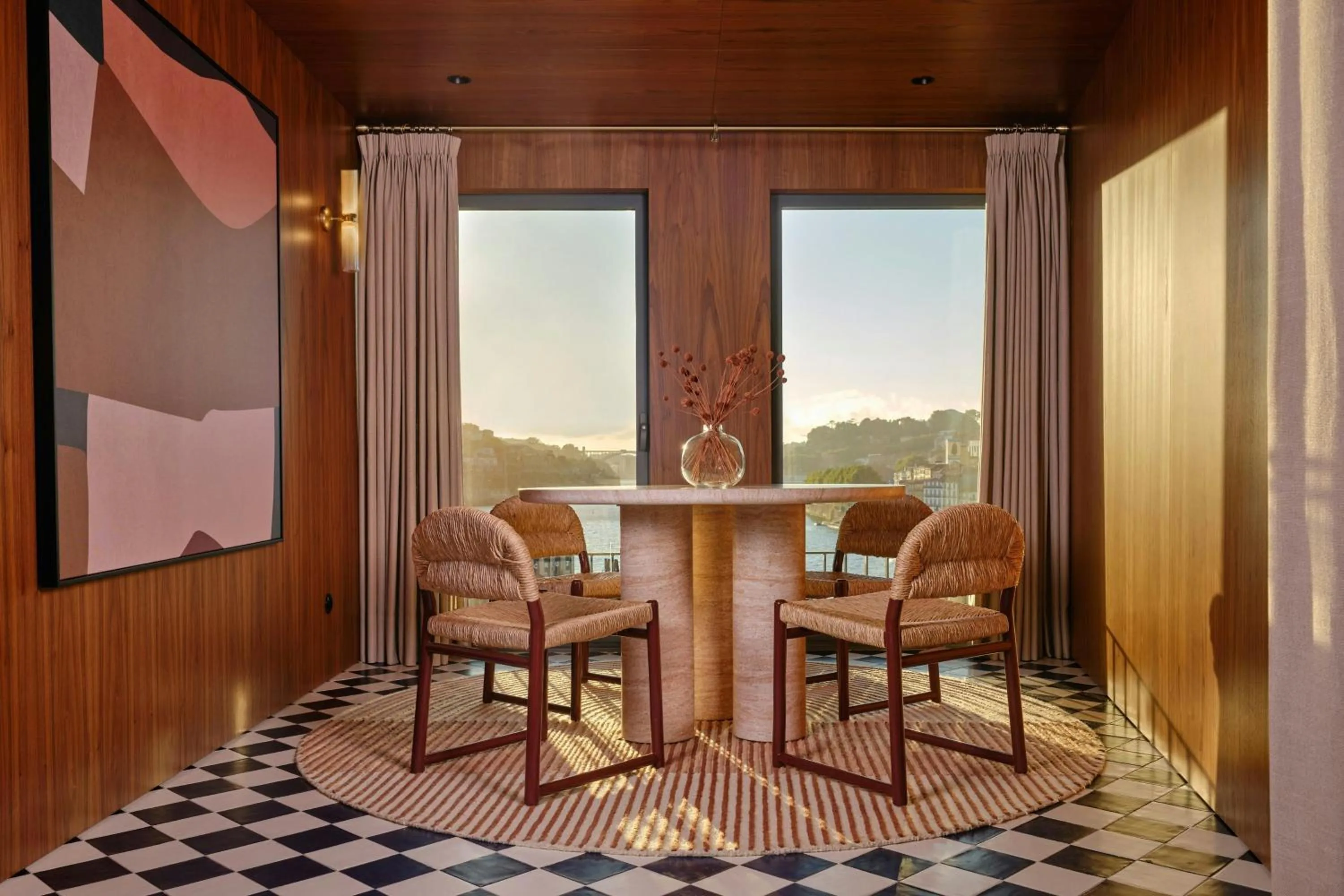 Restaurant/places to eat in Origine Porto Gaia, a Tribute Portfolio Hotel