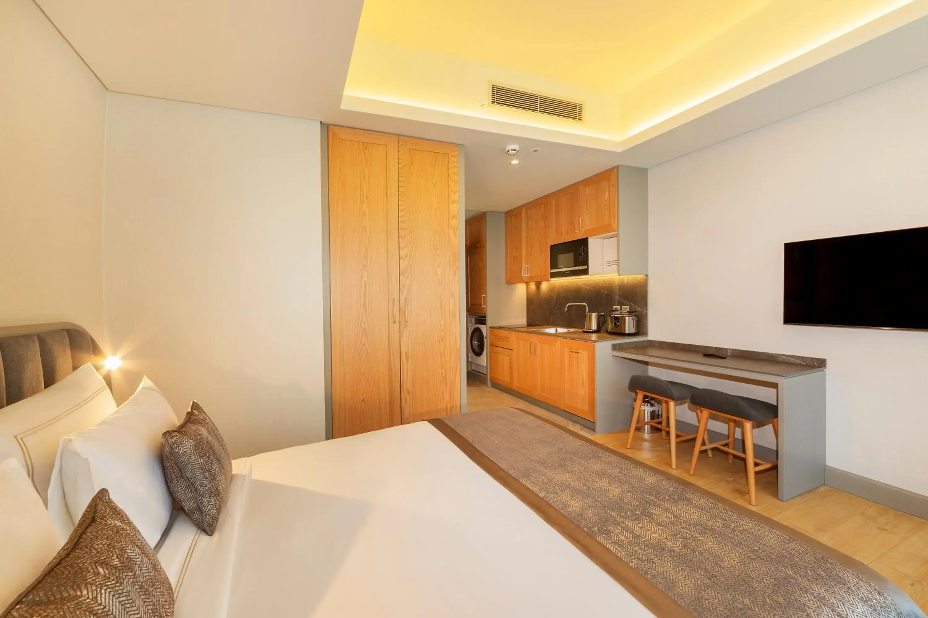 Bed in Meroddi Beyoğlu Residence Bed in Meroddi Beyoğlu Residence