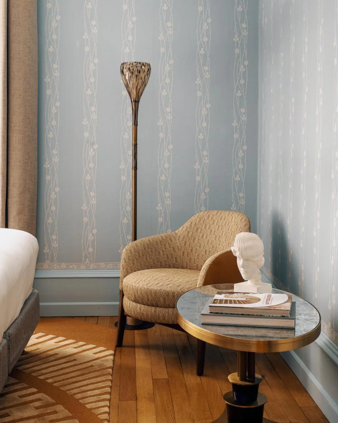 Bedroom in Villa Pétrusse - Relais & Châteaux