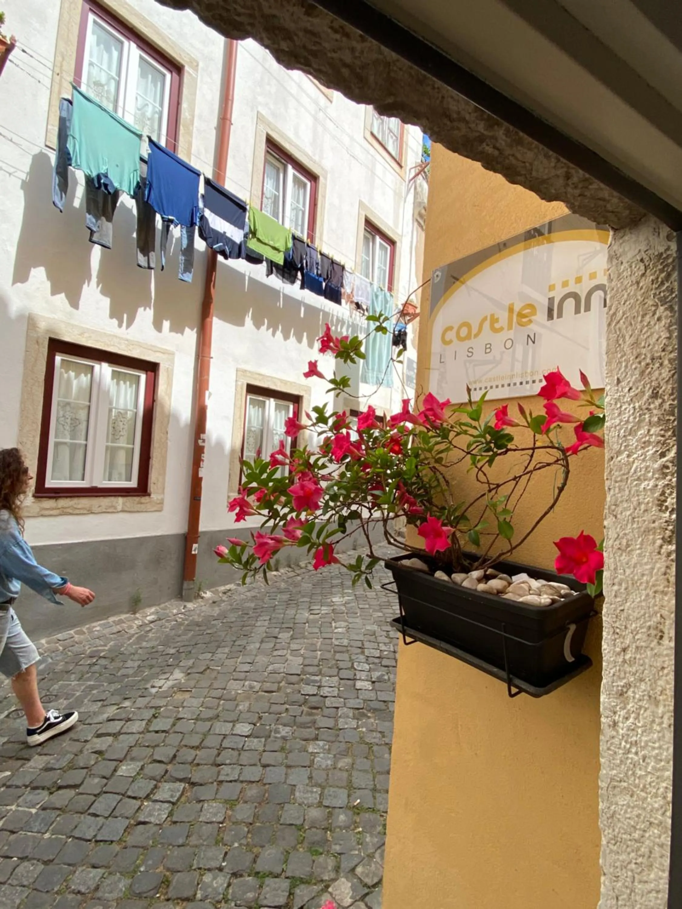 Facade/entrance in Castle Inn Lisbon Apartments