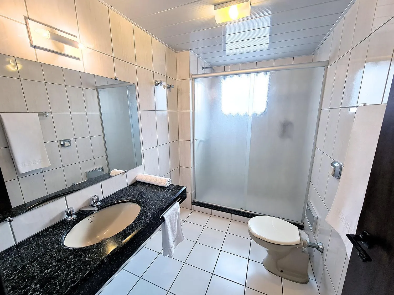 Standard Twin Room in Hotel Germânia