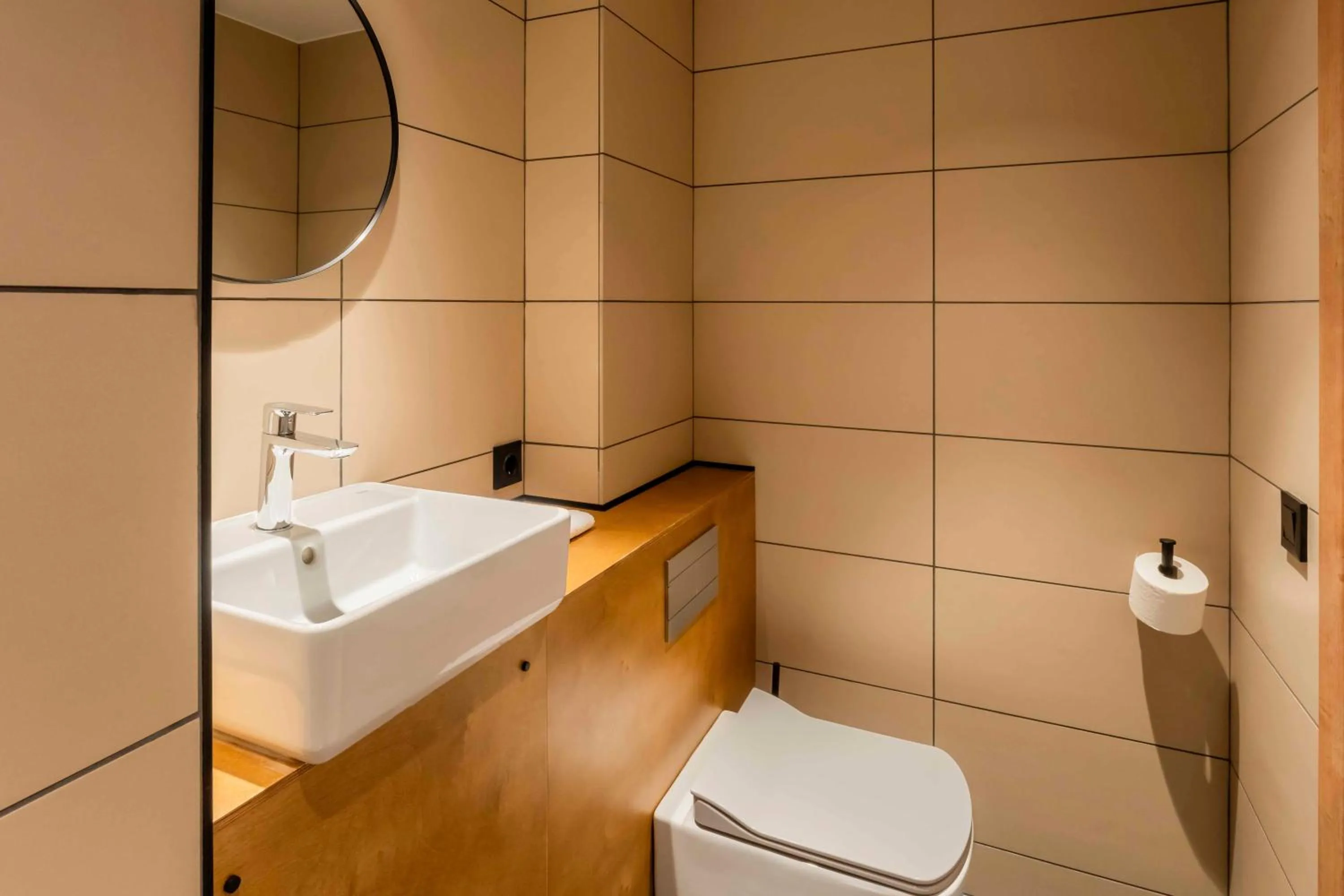 Bathroom in easyHotel Barcelona La Sagrera