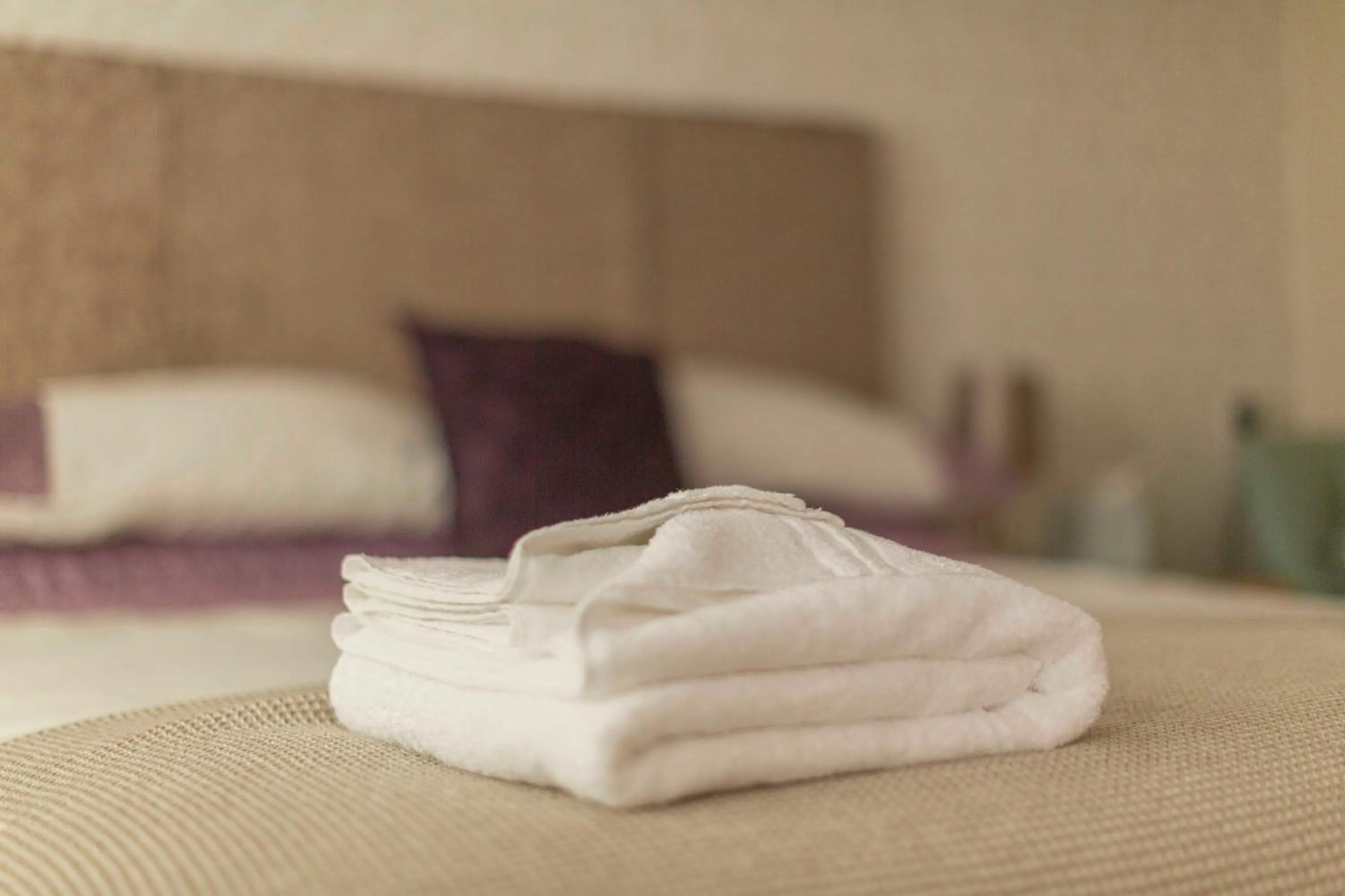 Bedroom, Bed in The Linhay Eastleigh