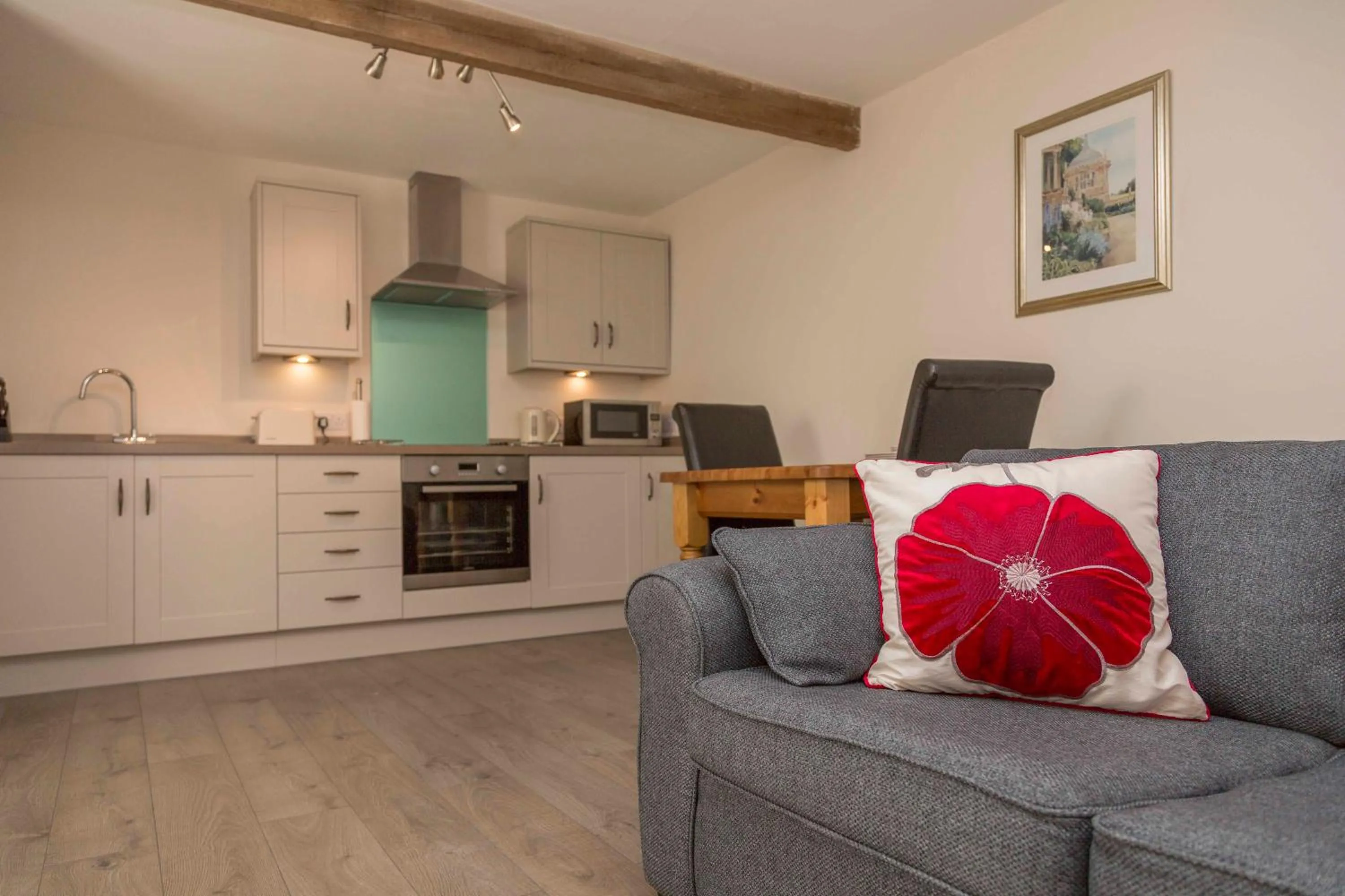 Kitchen or kitchenette in The Linhay Eastleigh