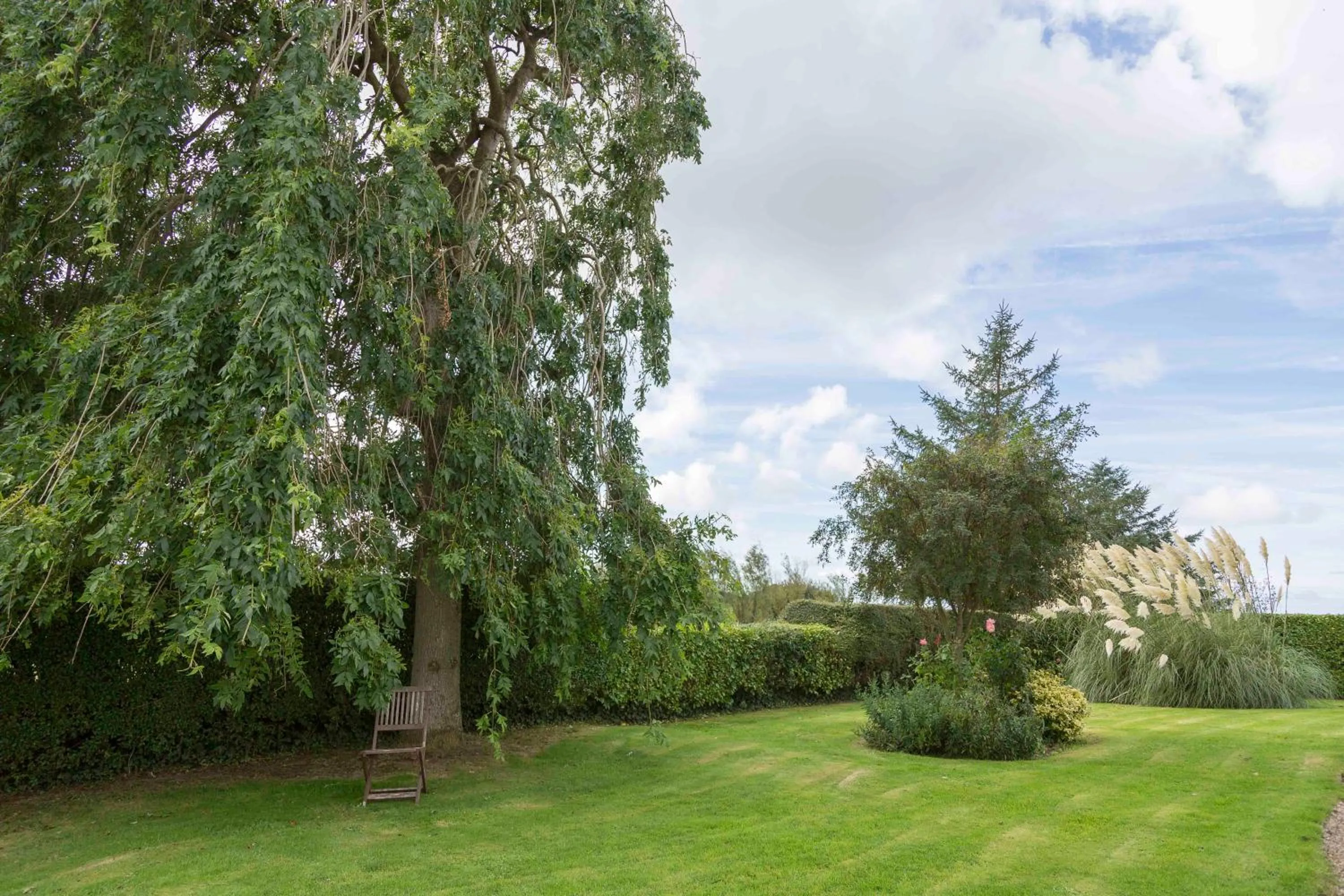 Property building in The Linhay Eastleigh