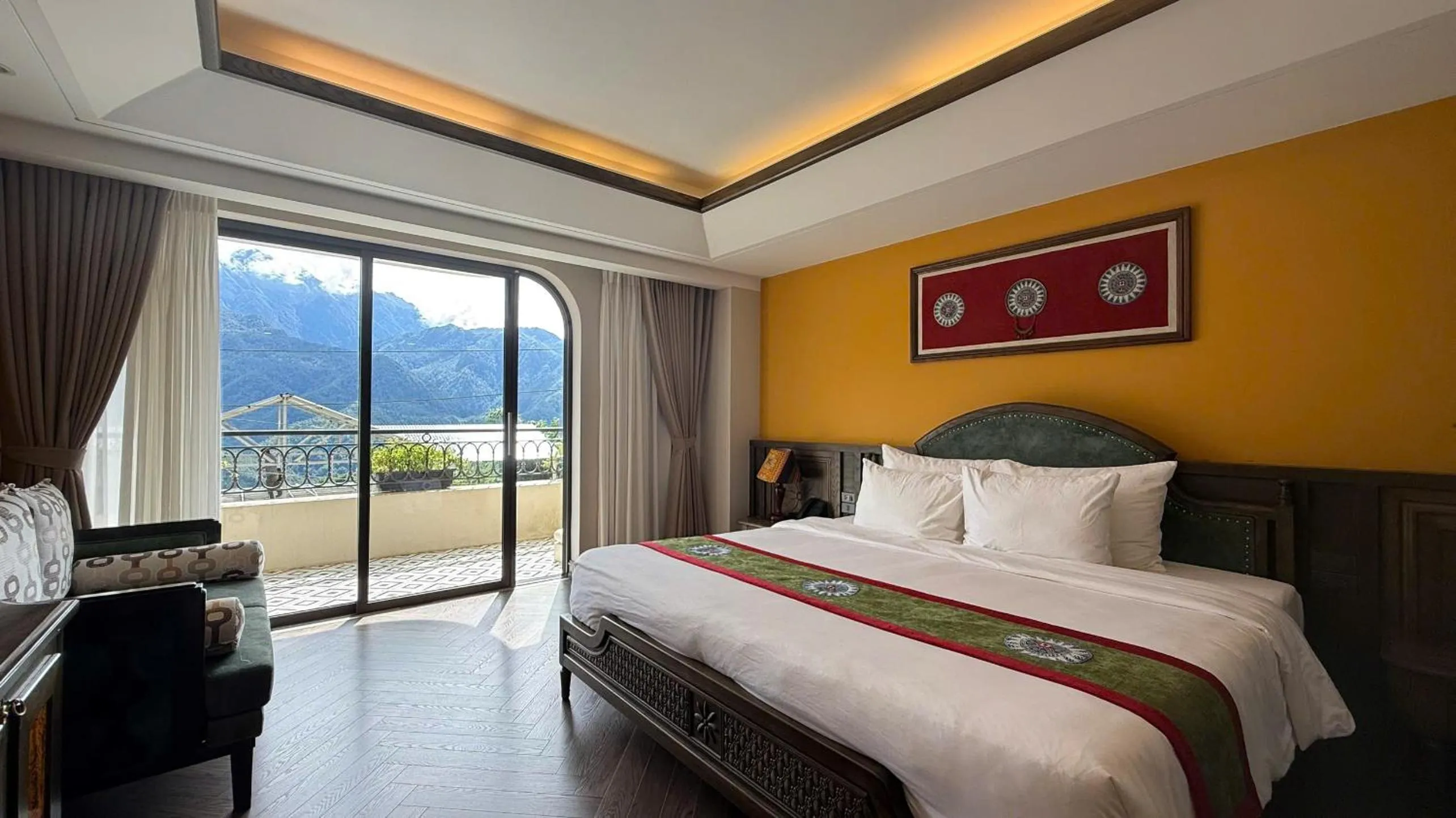 Bed in Fansipan View Hotel