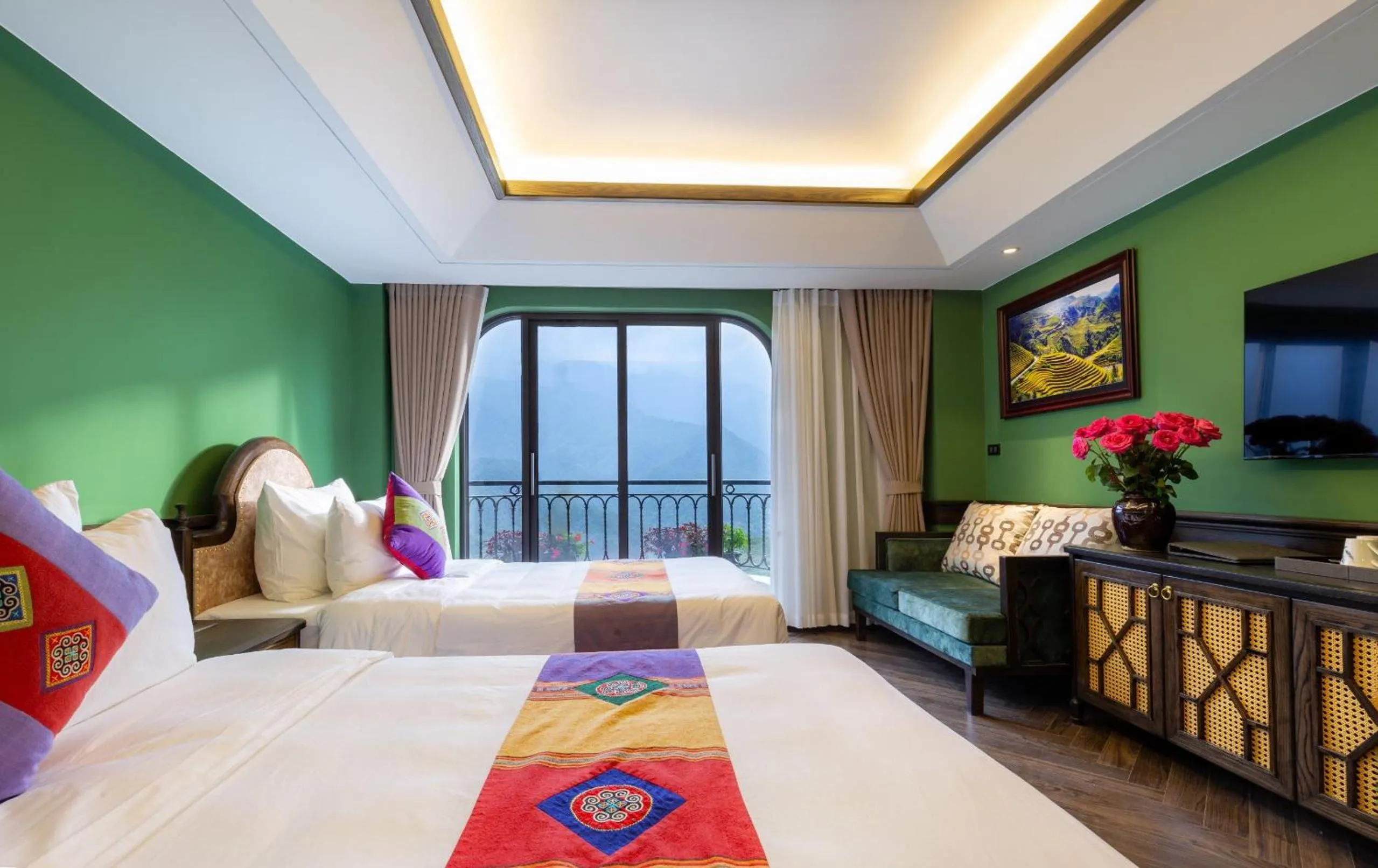 Bed in Fansipan View Hotel