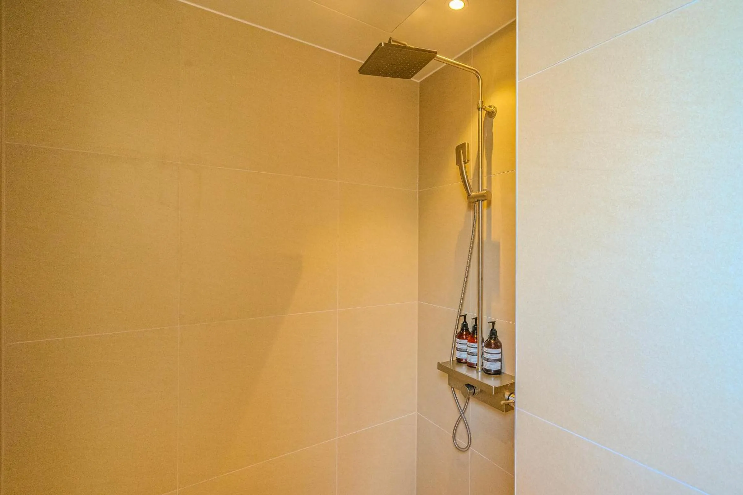 Shower in Maison de Onu Gwangju Cheomdan