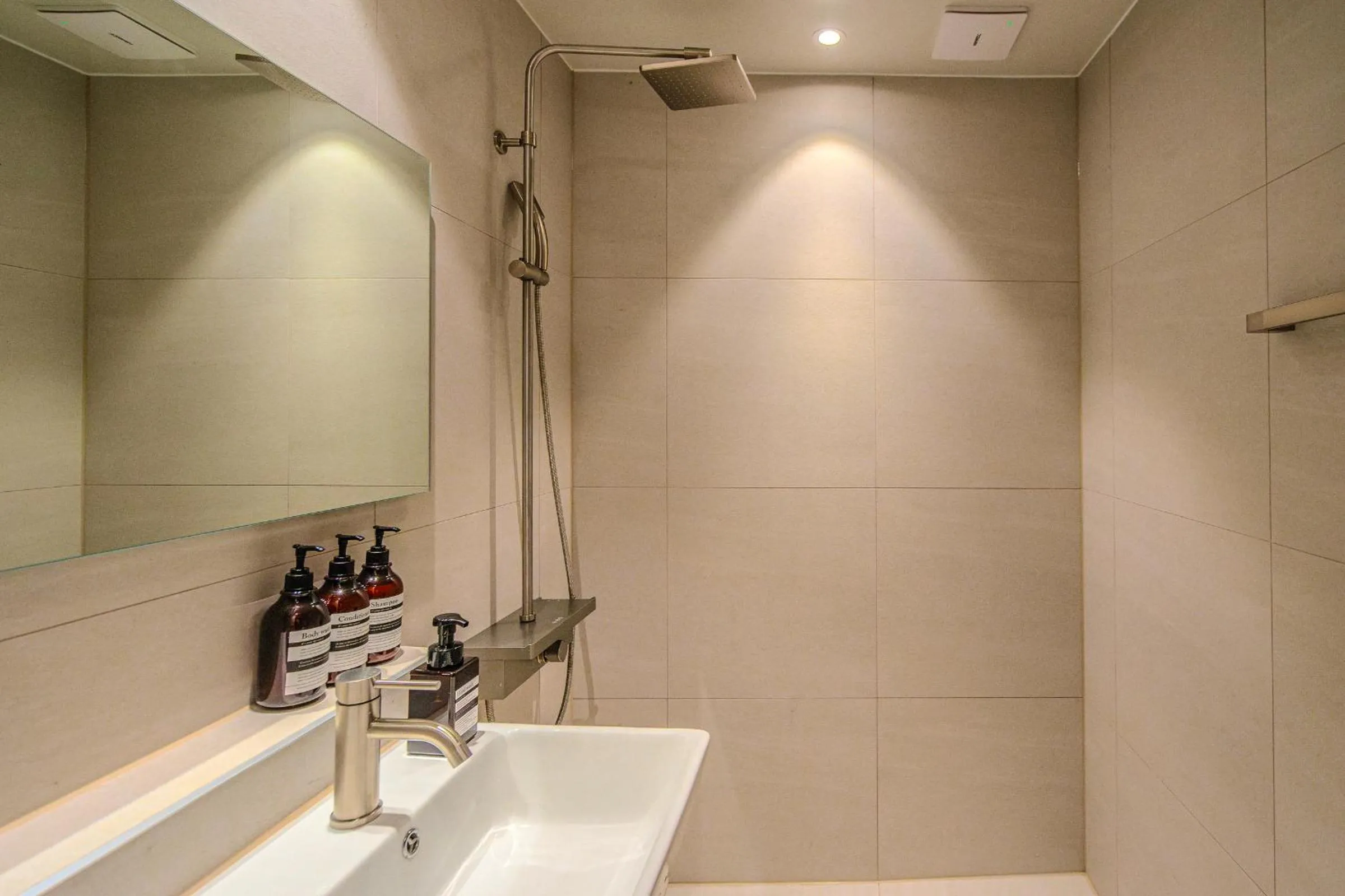 Bathroom in Maison de Onu Gwangju Cheomdan