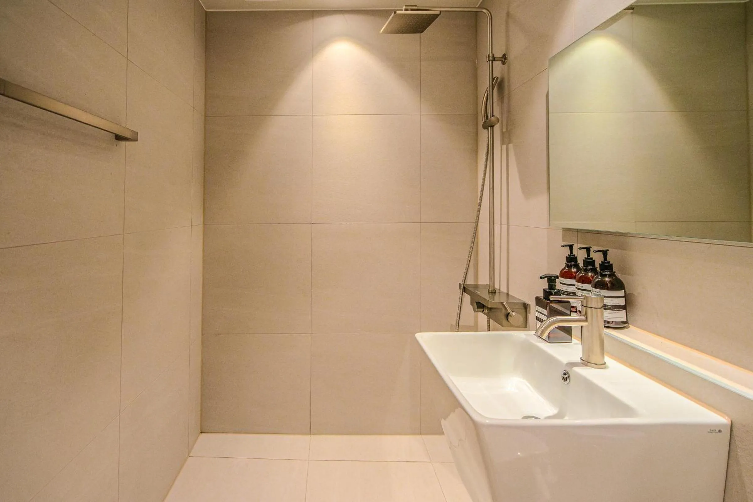 Shower in Maison de Onu Gwangju Cheomdan