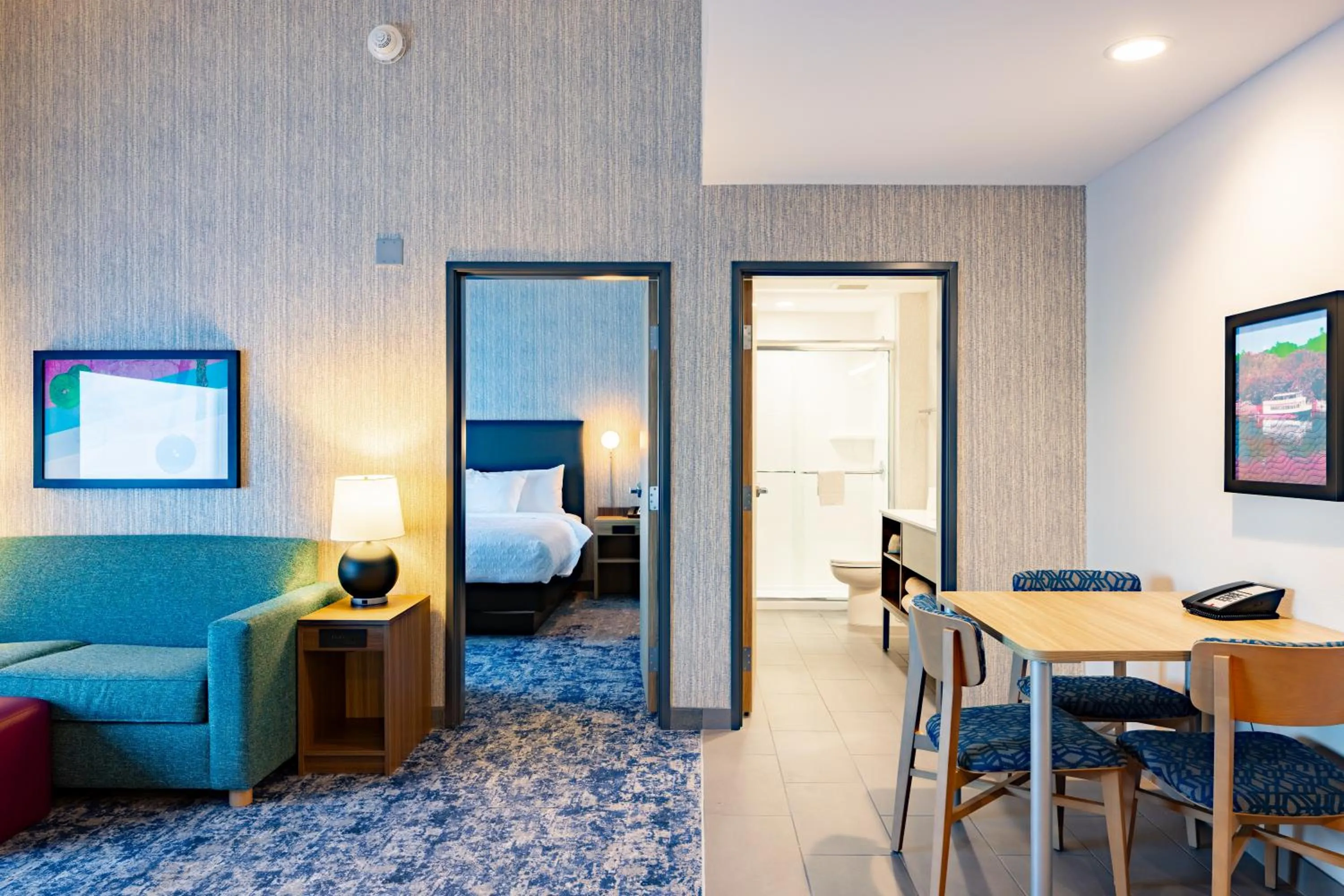 Bed in Home2 Suites By Hilton Kalamazoo Southeast