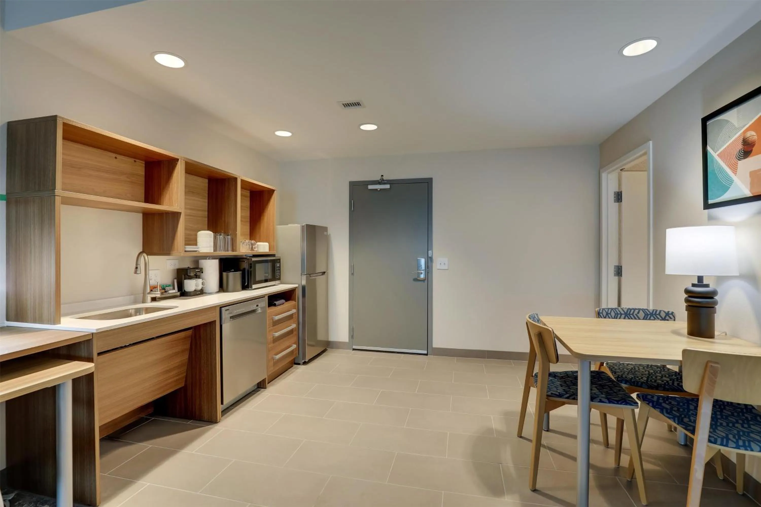 Kitchen or kitchenette in Home2 Suites By Hilton Conway, Sc