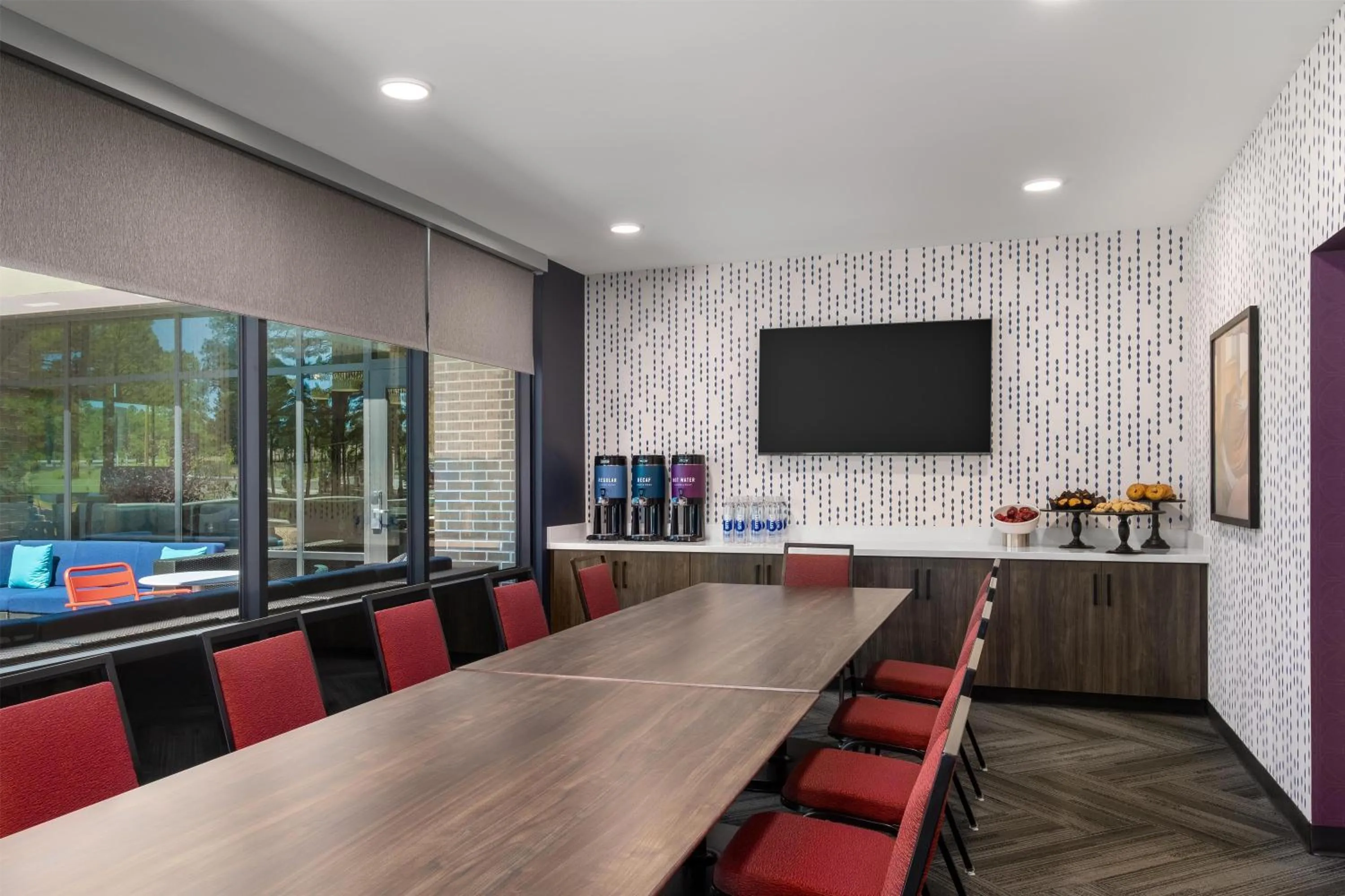 Meeting/conference room in Tru By Hilton Flagstaff