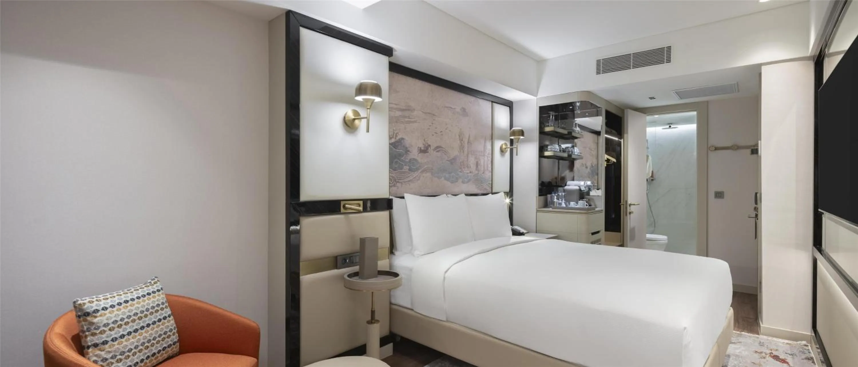 Bed in The Ritus Hotel Istanbul Sultanahmet, Tapestry Collection by Hilton