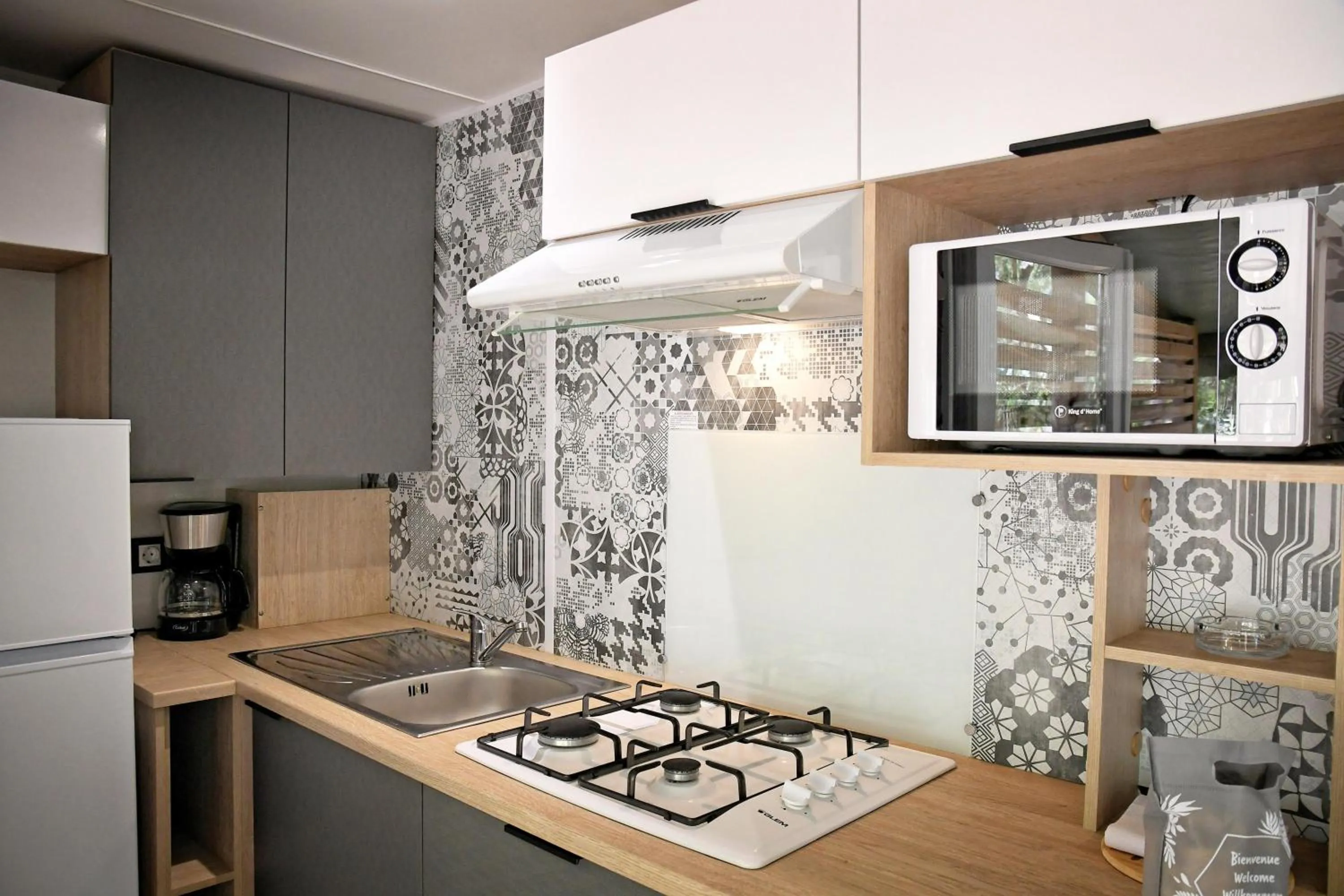 Kitchen or kitchenette in Camping Bella Vista