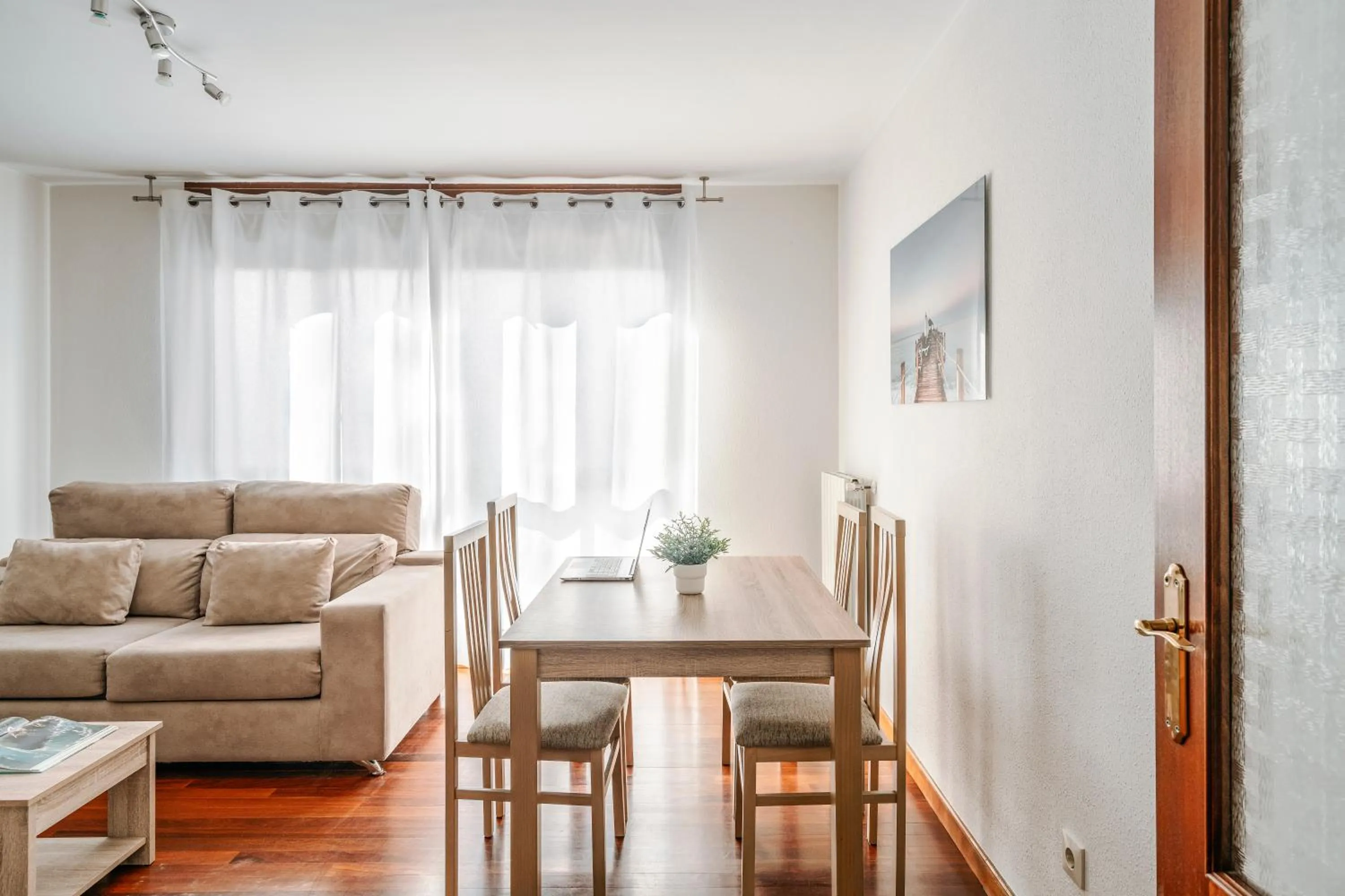 Dining area in Apartamentos Alday