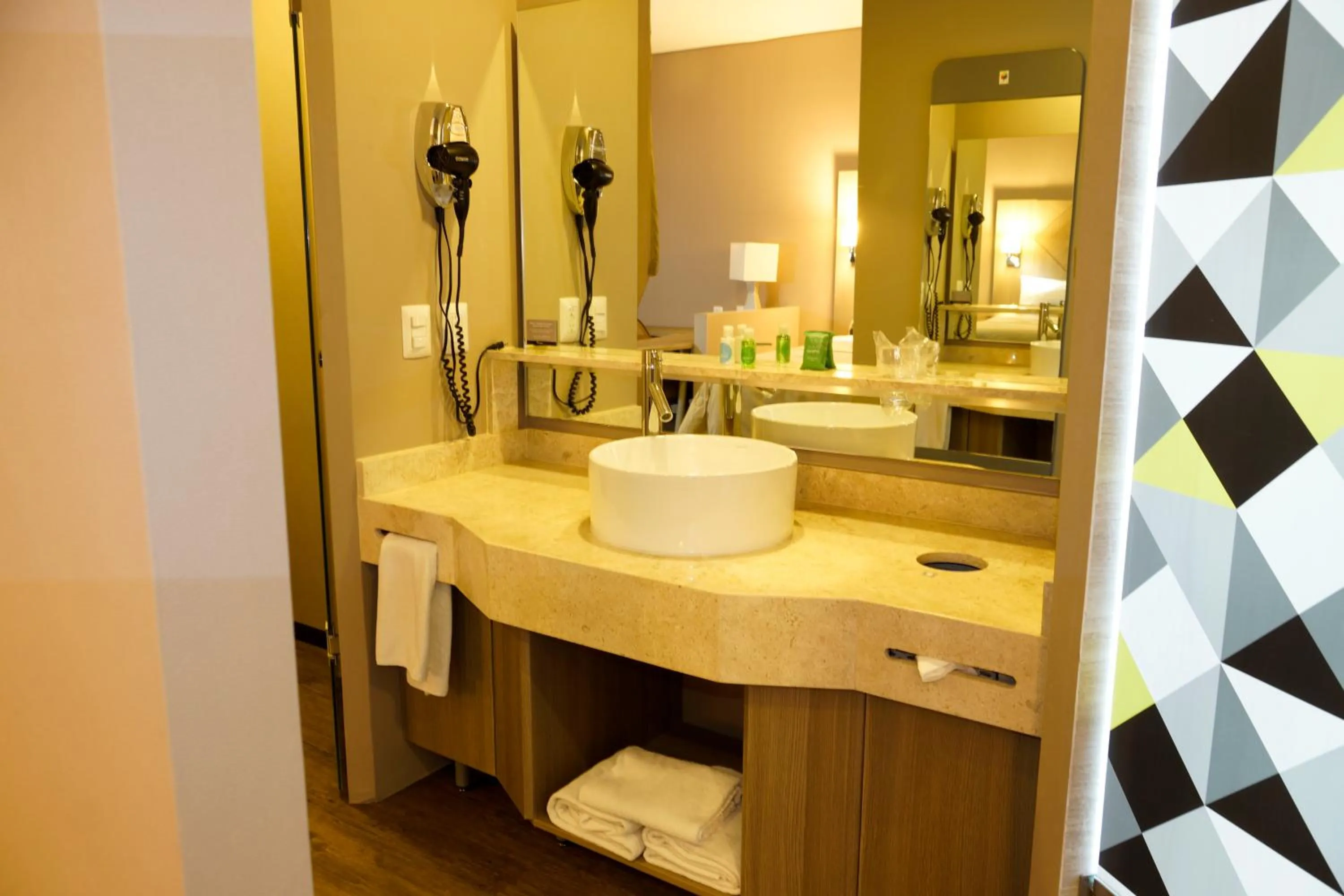 Bathroom in Hotel Glow Point - Mulza