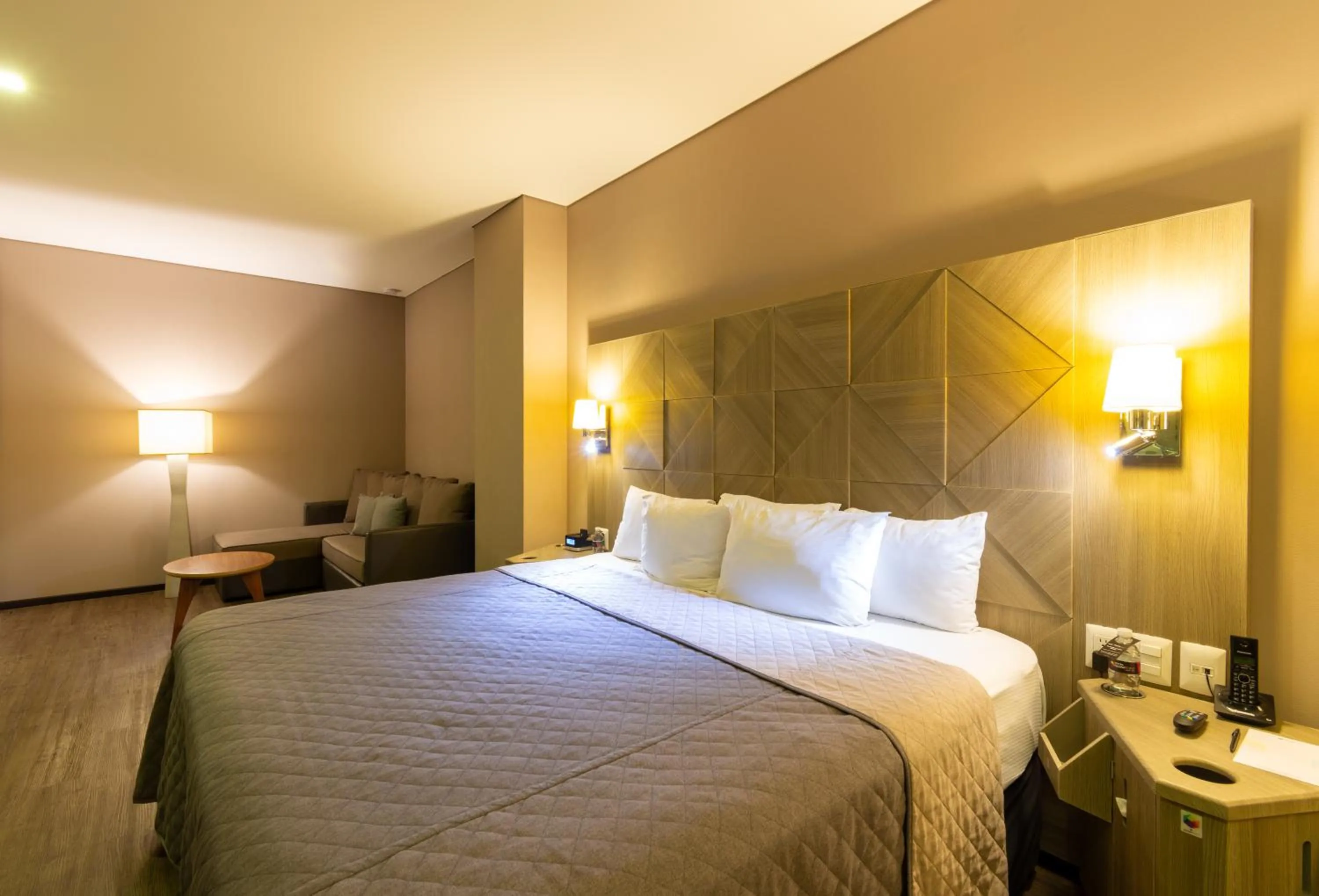 Photo of the whole room, Bed in Hotel Glow Point - Mulza