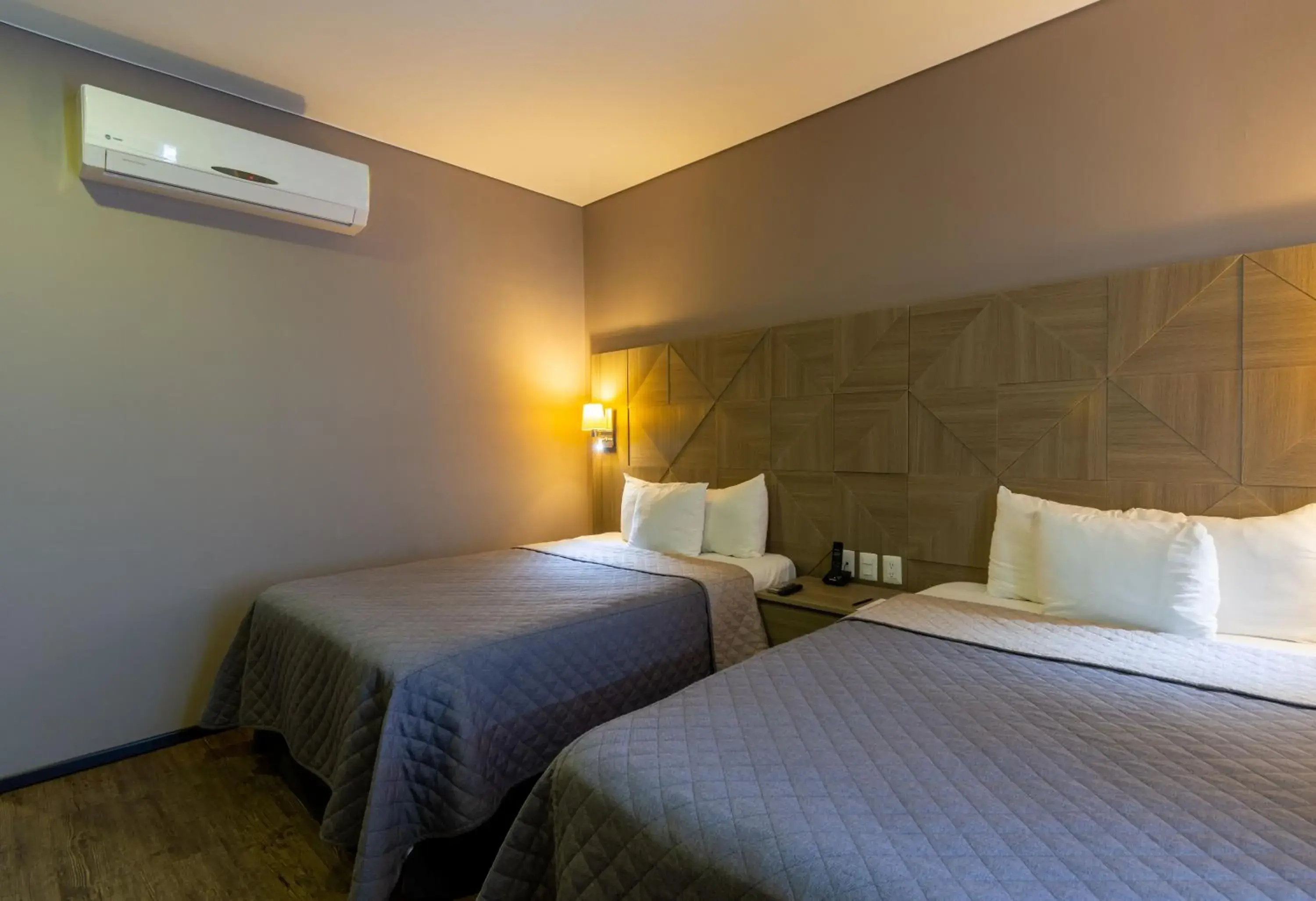 Double Room in Hotel Glow Point - Mulza Double Room in Hotel Glow Point - Mulza