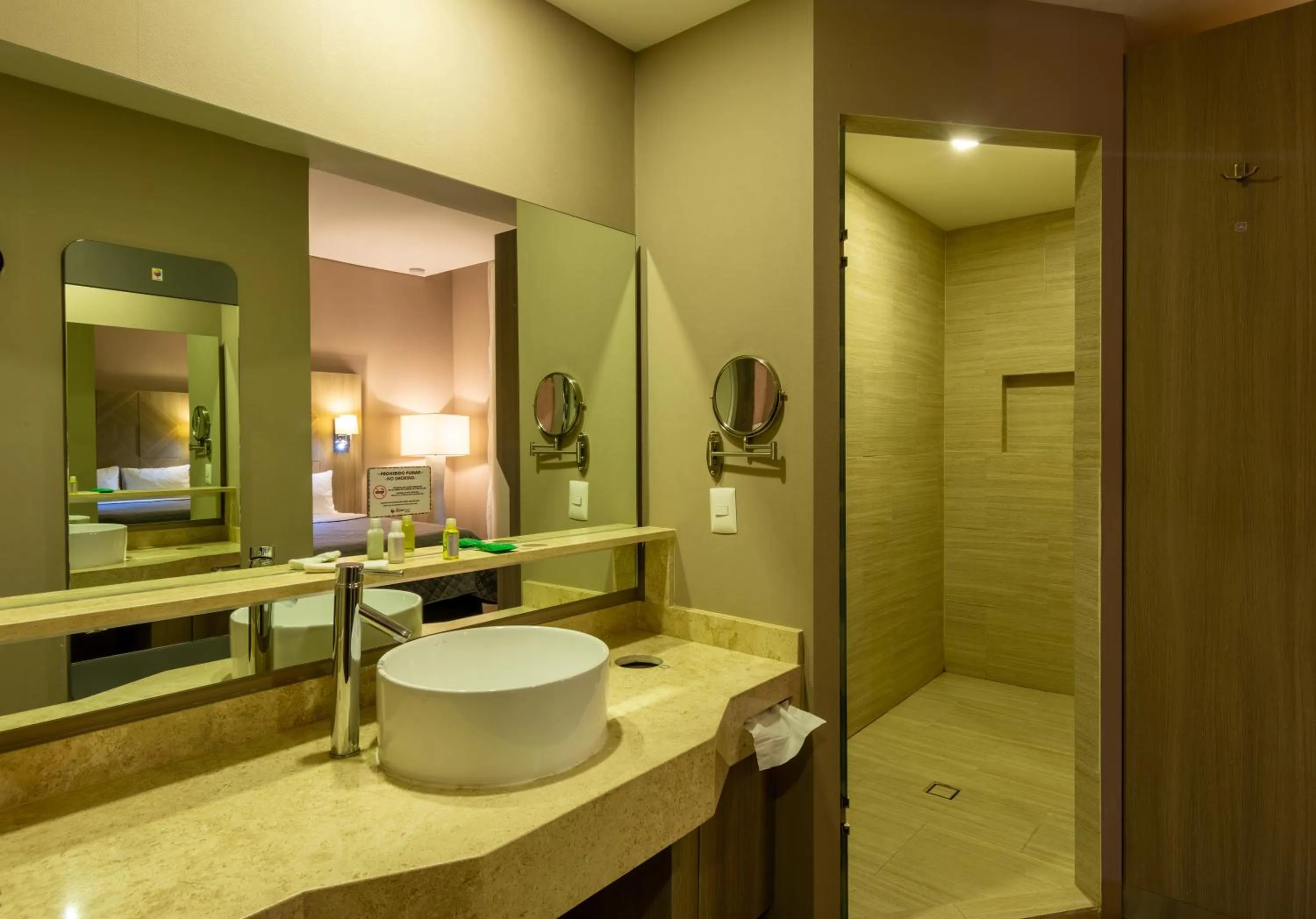 Bathroom in Hotel Glow Point - Mulza