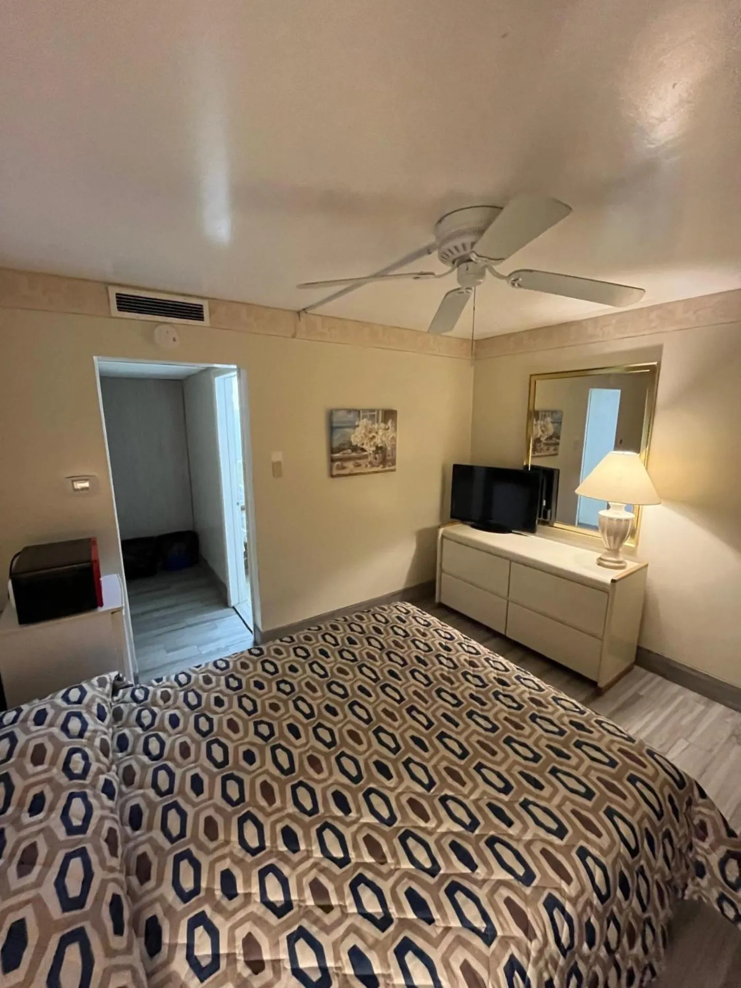 Landmark Motel