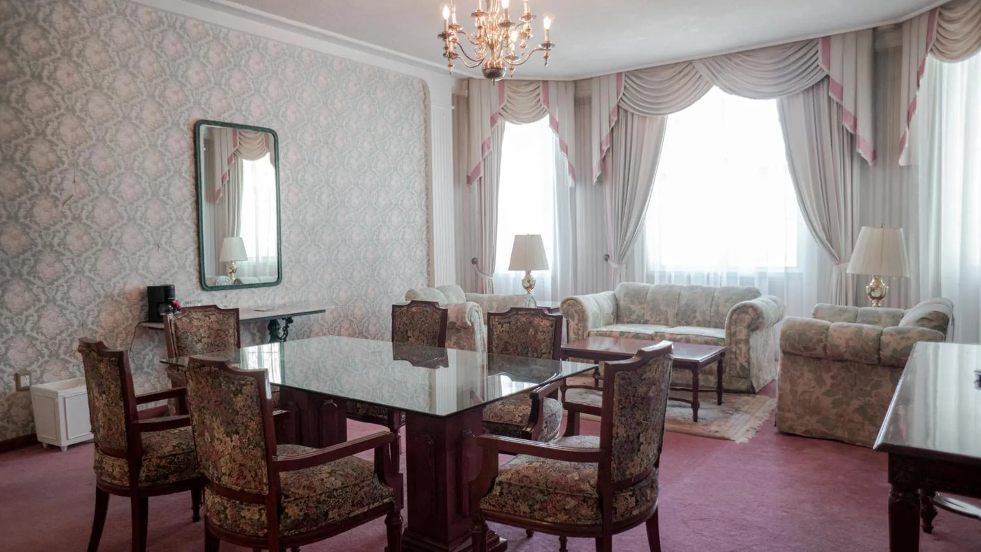 Hotel Alameda Grand