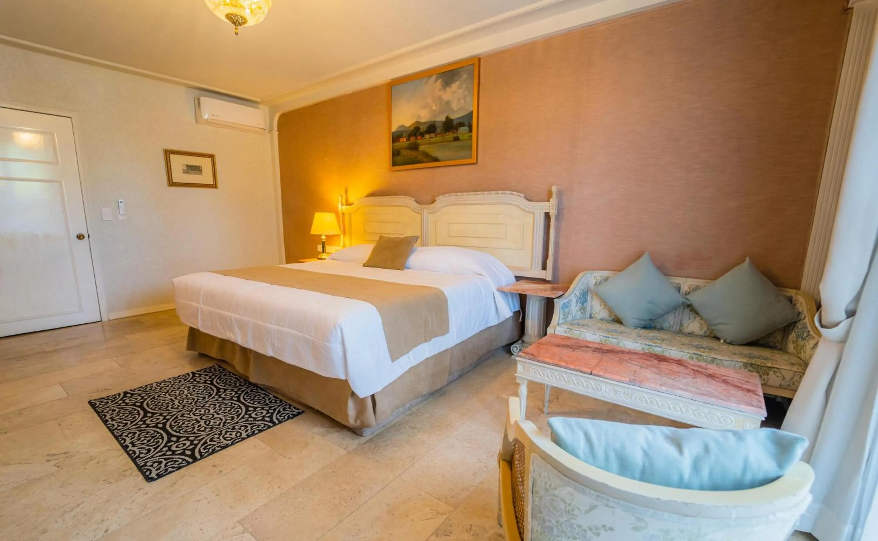 Bed in Hotel Alameda Grand