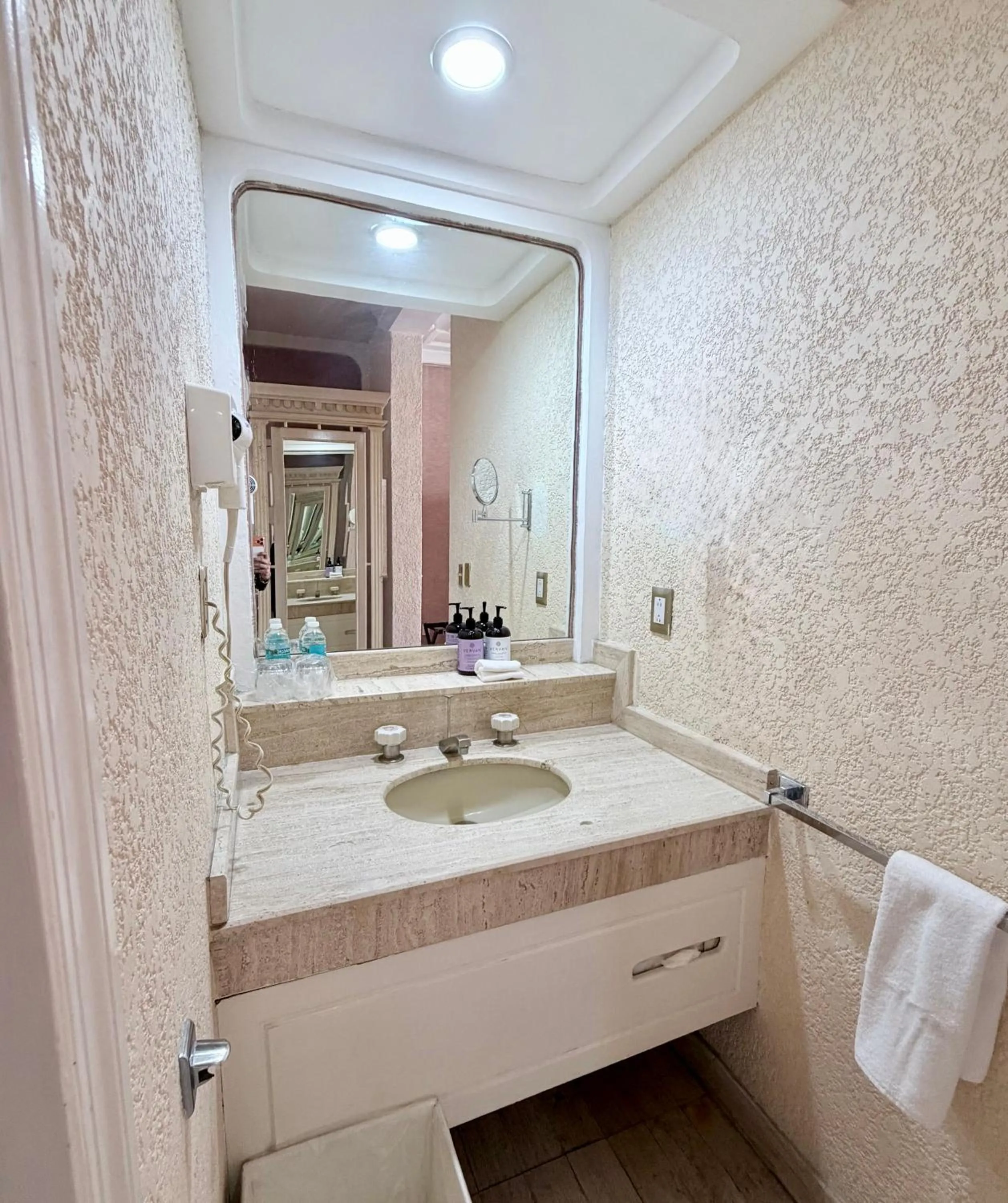 Bathroom in Hotel Alameda Grand