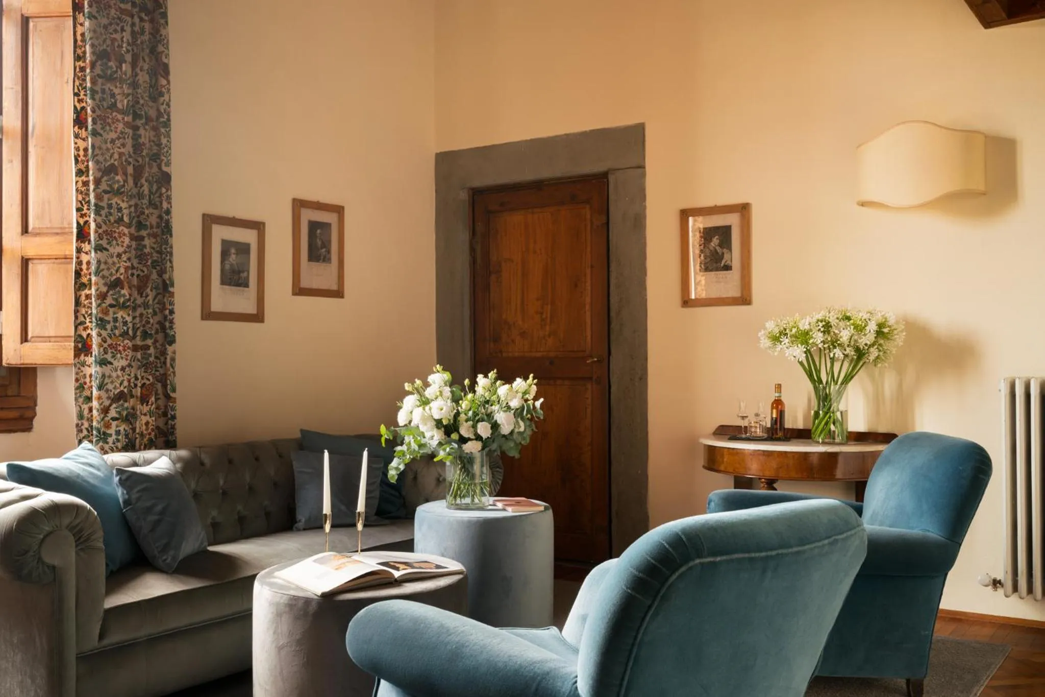 Living room in Loggiato Dei Serviti