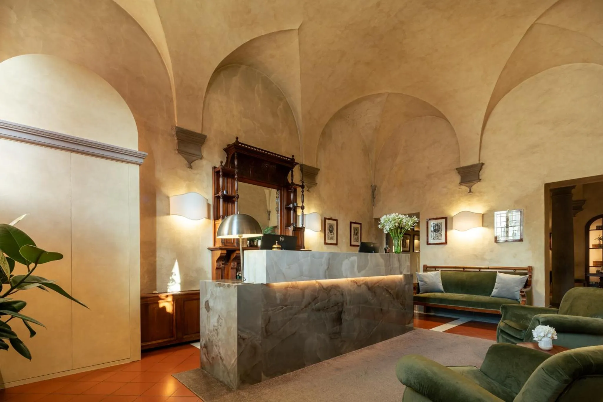 Lobby or reception in Loggiato Dei Serviti