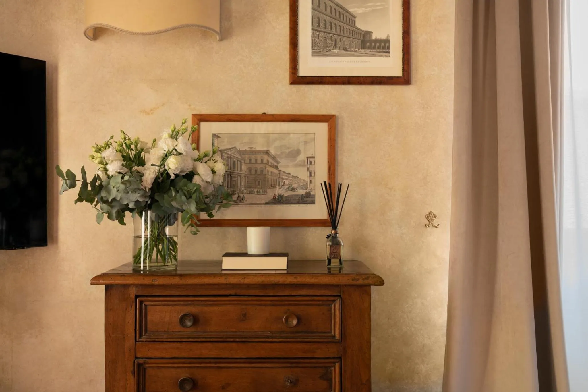 Bedroom in Loggiato Dei Serviti