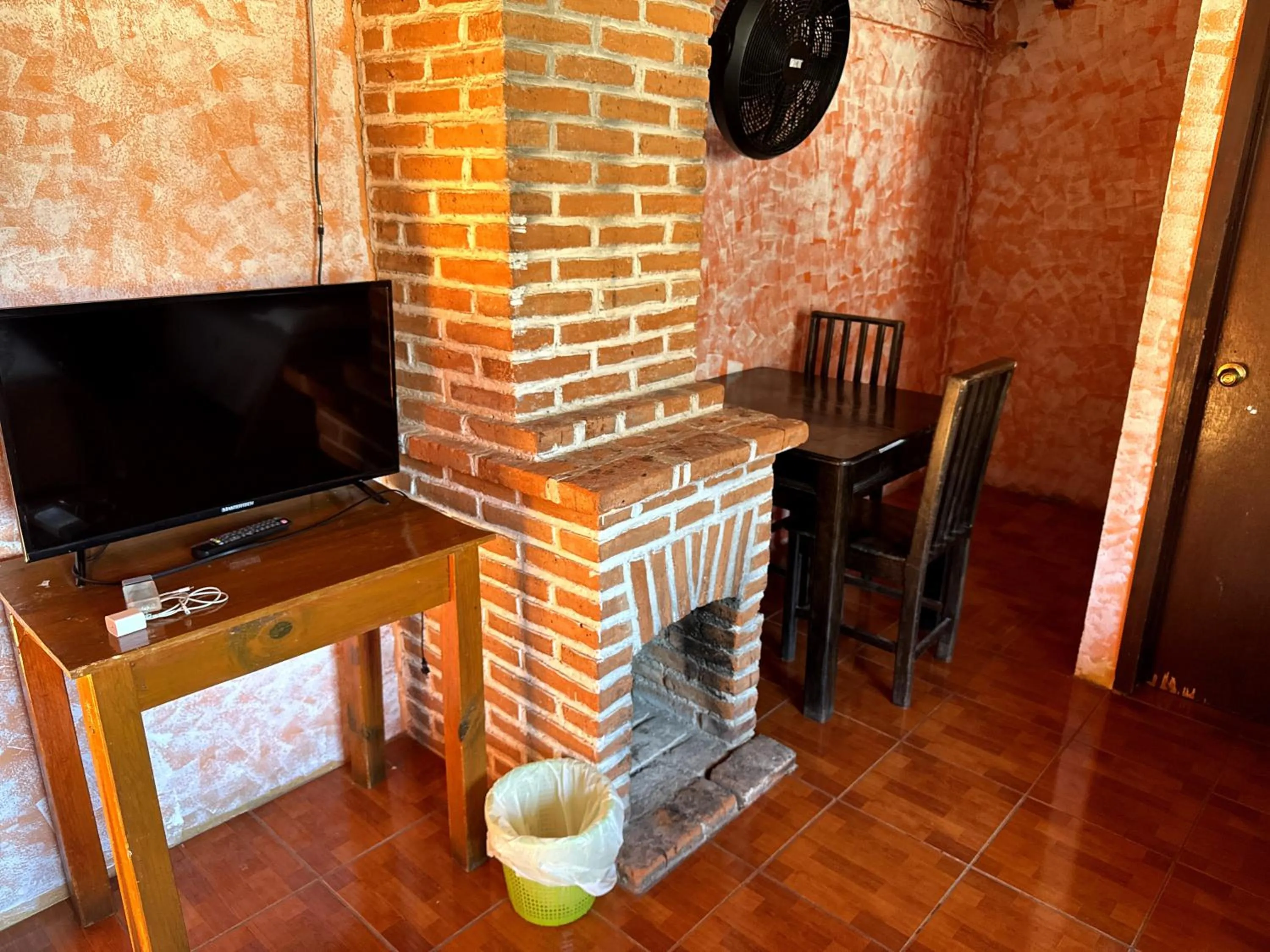 TV and multimedia in Hotel Hanna Resort