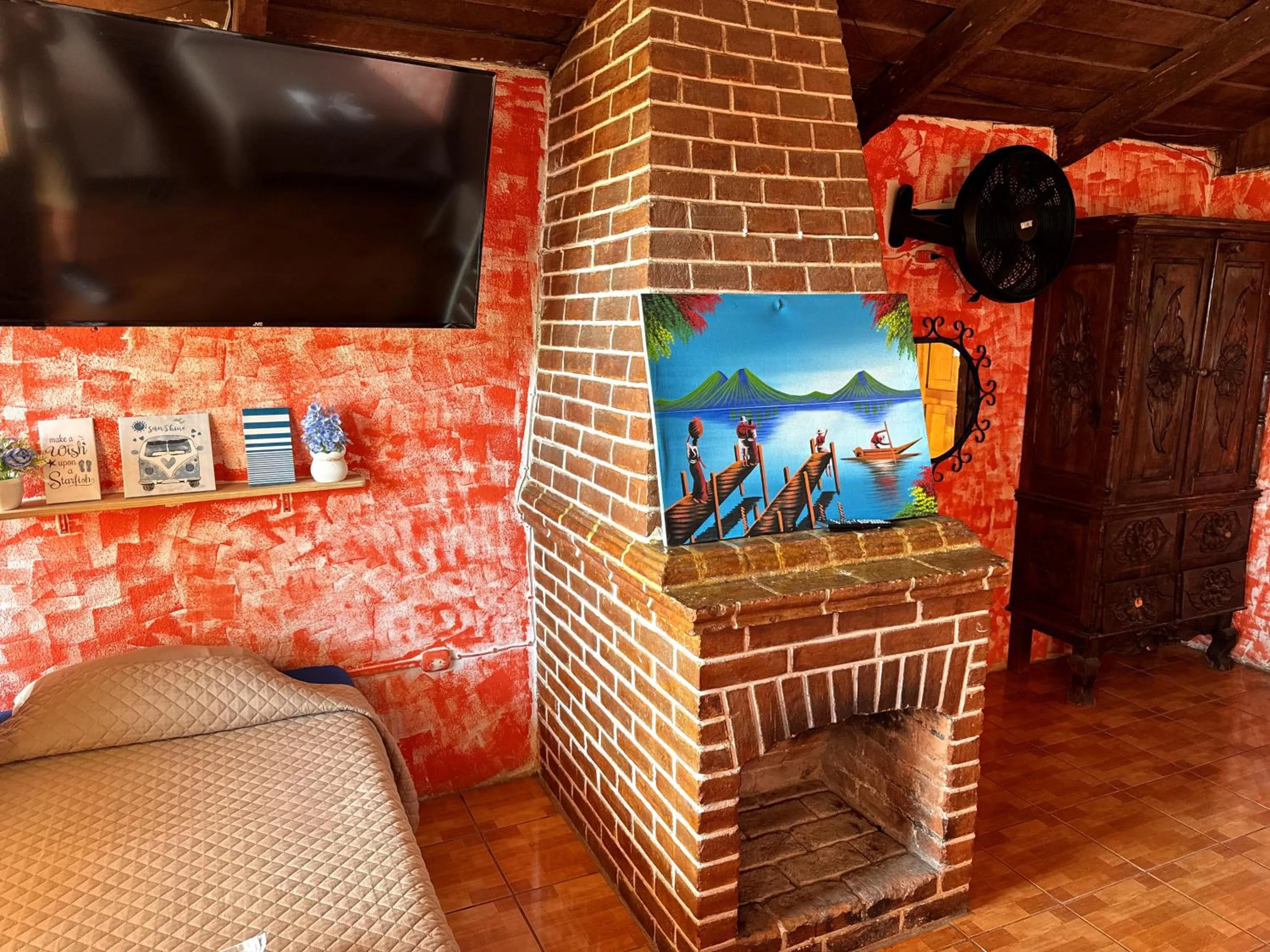 Communal lounge/ TV room in Hotel Hanna Resort