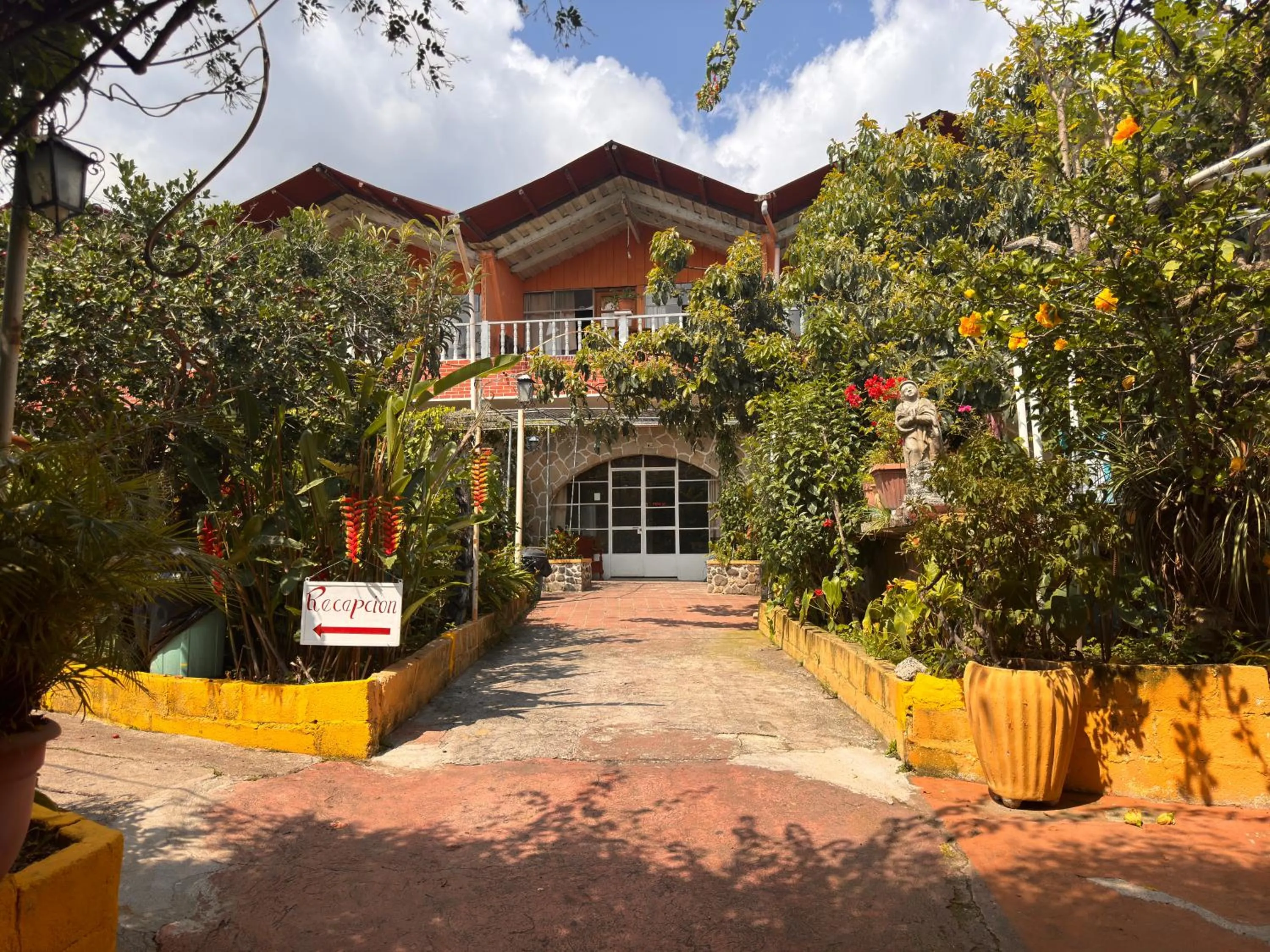 Property building in Hotel Hanna Resort