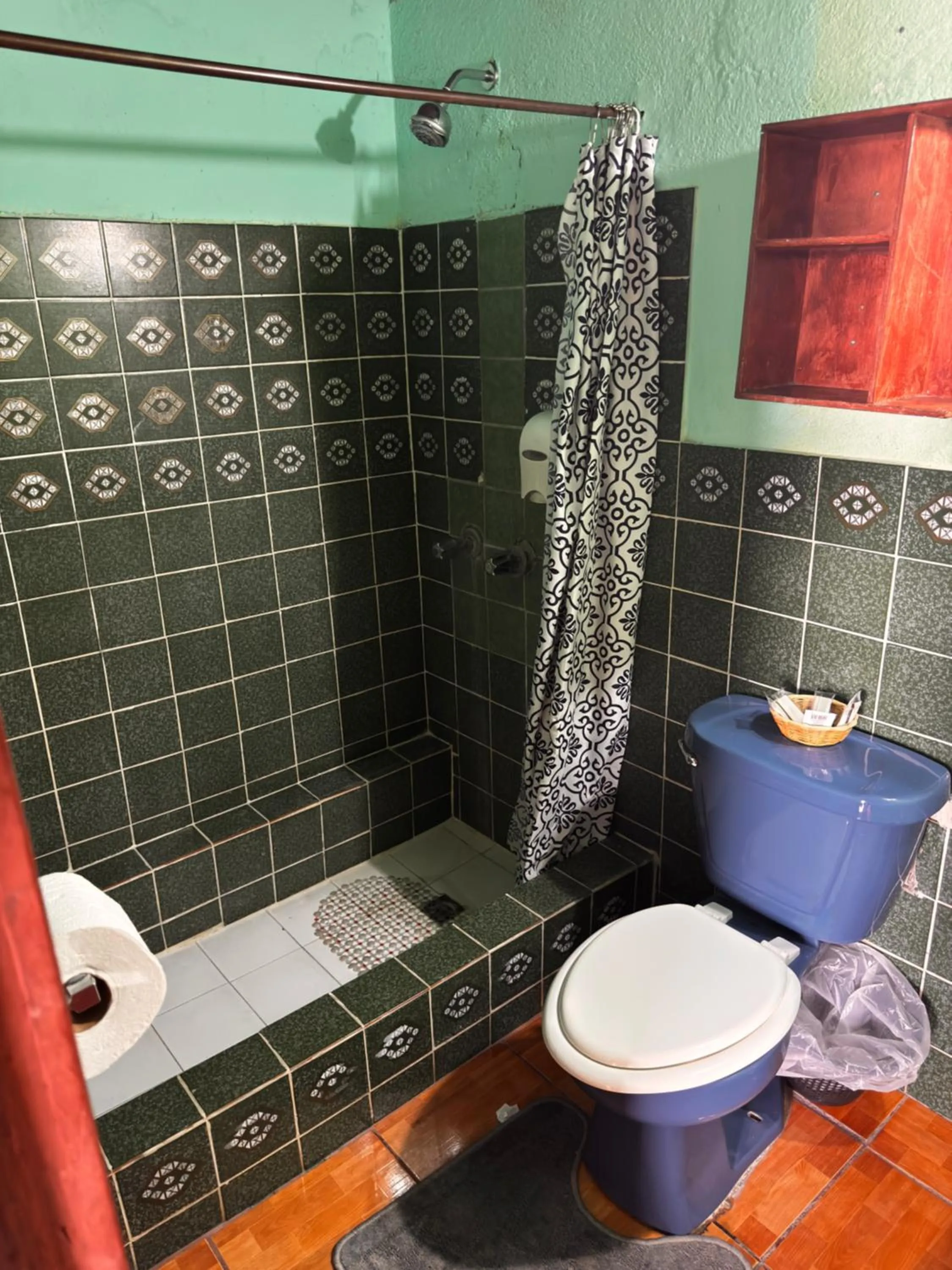 Shower in Hotel Hanna Resort