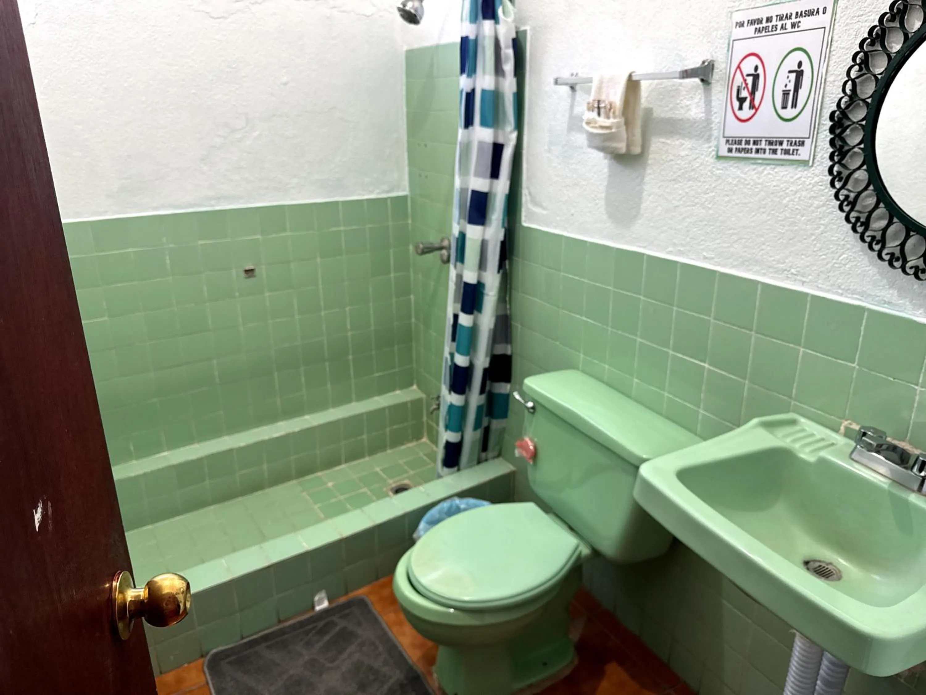 Shower in Hotel Hanna Resort