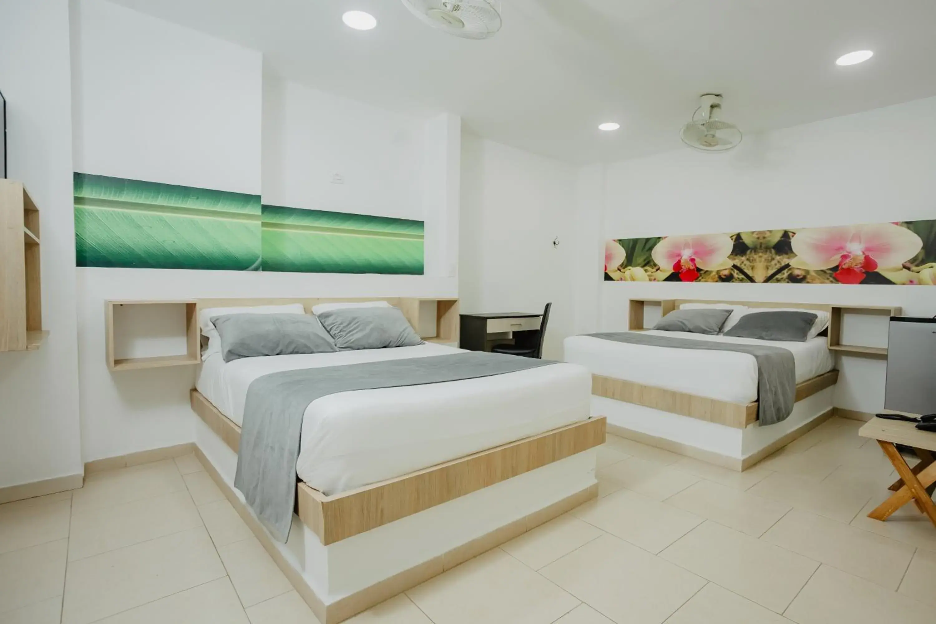 Twin Room with Private Bathroom - single occupancy in Hotel Plataneras Plaza Twin Room with Private Bathroom - single occupancy in Hotel Plataneras Plaza